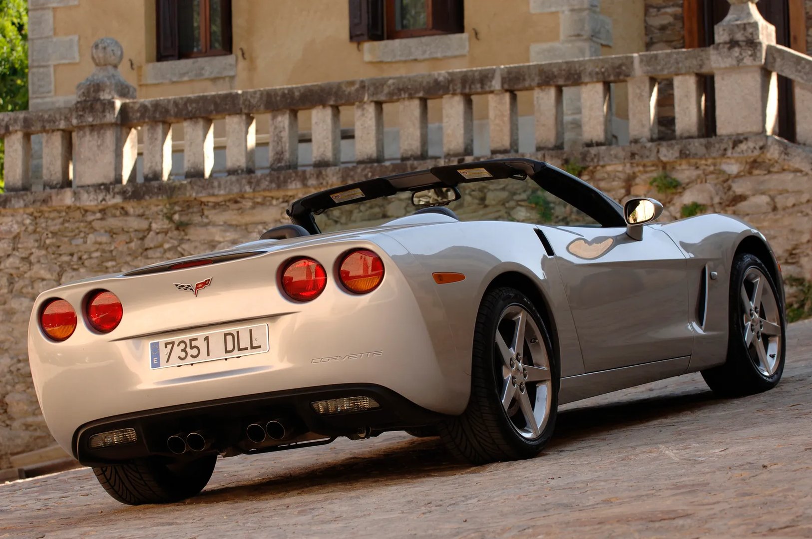 Chevrolet_Corvette_6_generation__Roadster__11.jpg