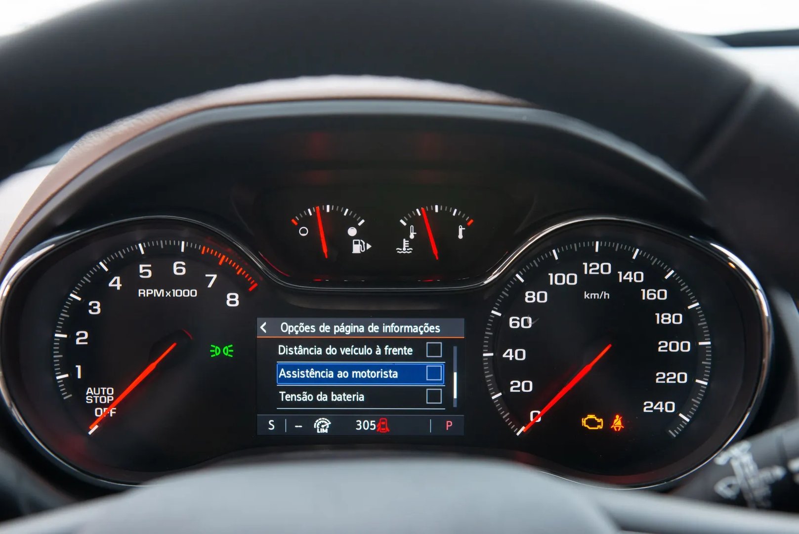 Chevrolet_Cruze_2_generation_restyling__Hatchback_5-door__9.jpg