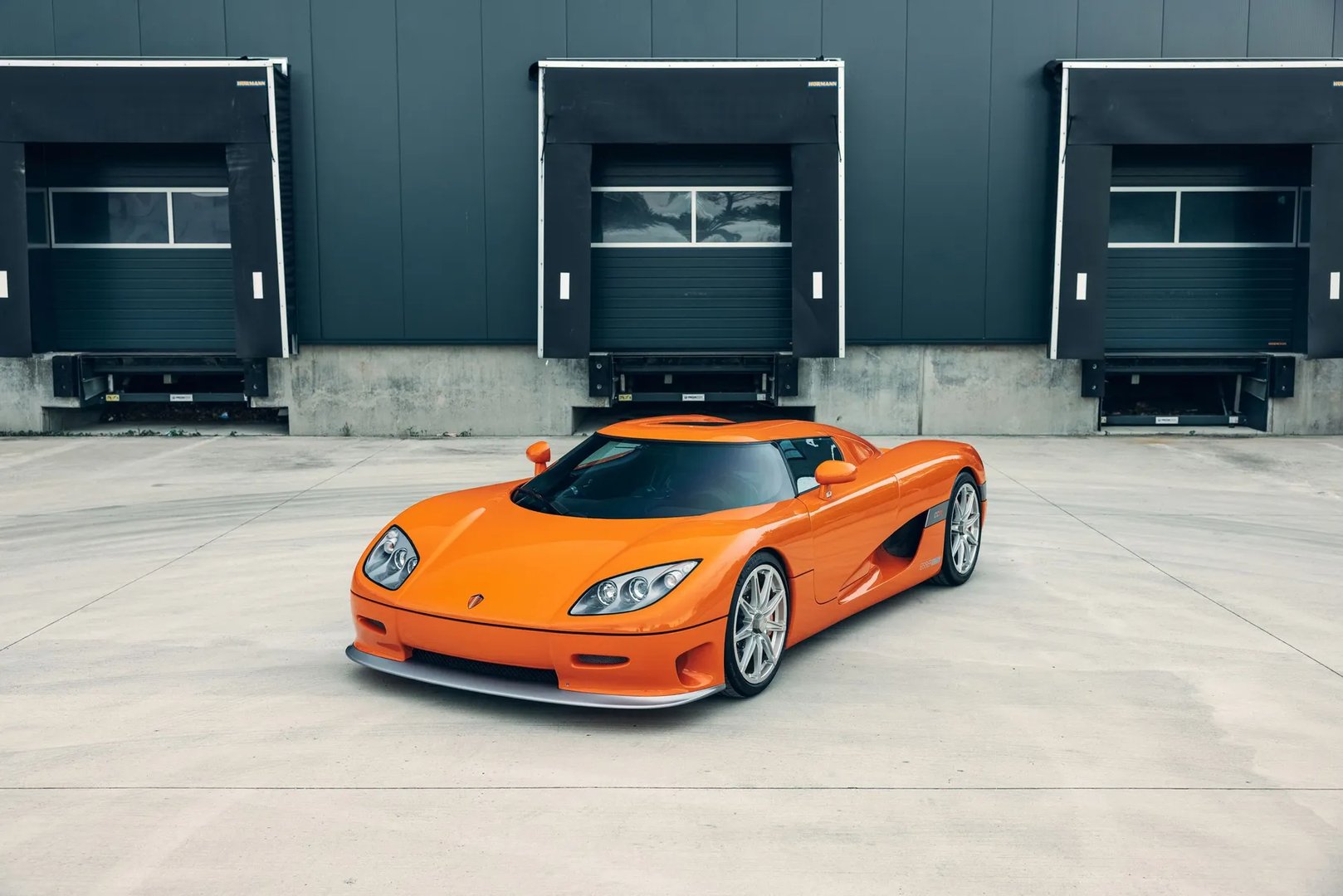 Koenigsegg_CCR_1_generation__Coupe__4.jpg