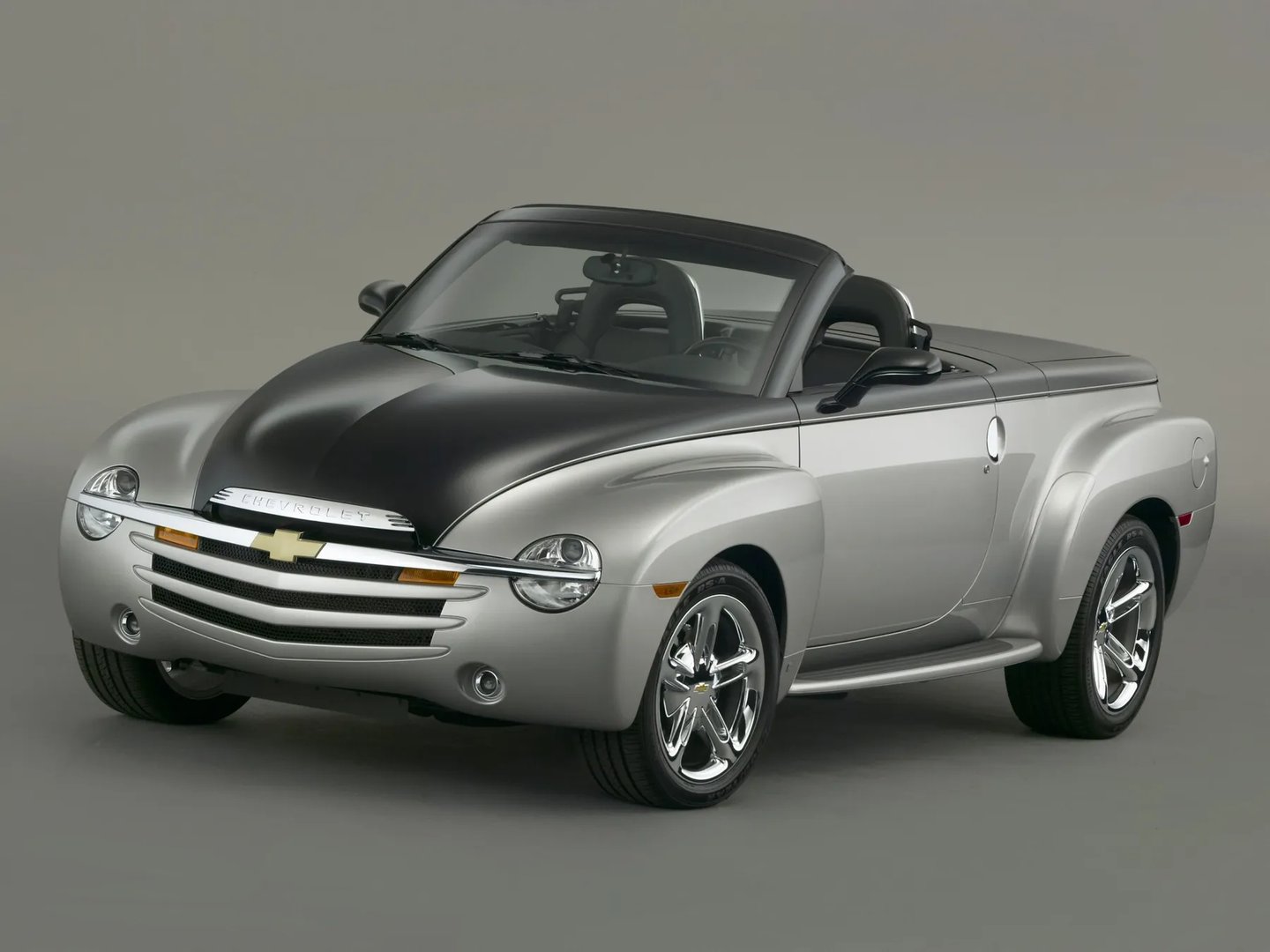 Chevrolet_SSR_1_generation__Pickup_single-cab__7.jpg