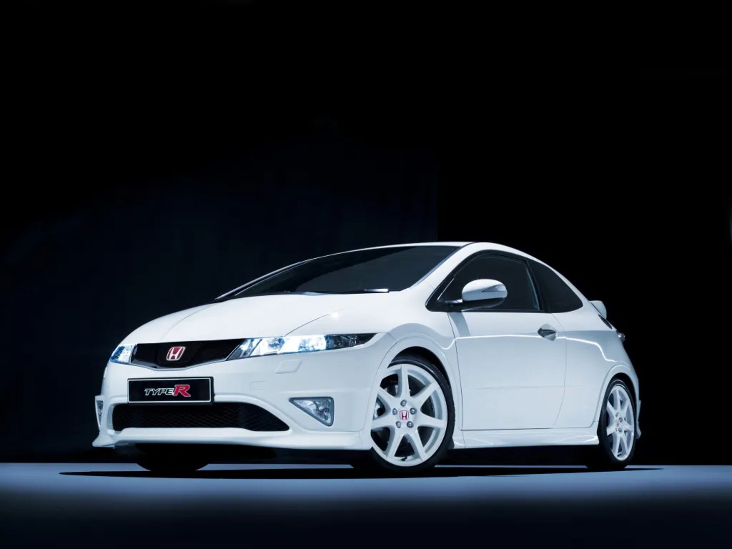 8 generation, restyling 
