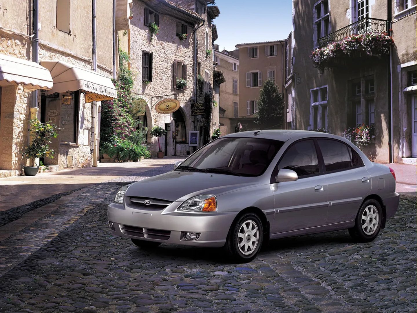 Kia_Rio_1_generation_restyling__Sedan__3.jpg