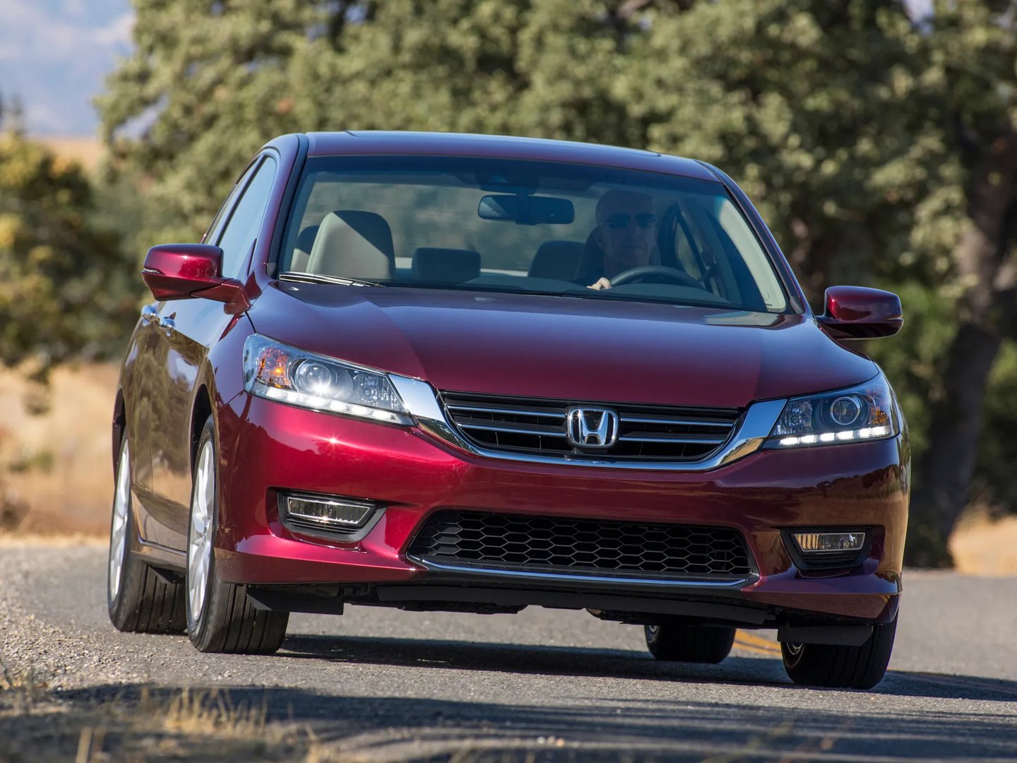Honda_Accord_(USA)_9_generation__Sedan__13.jpg