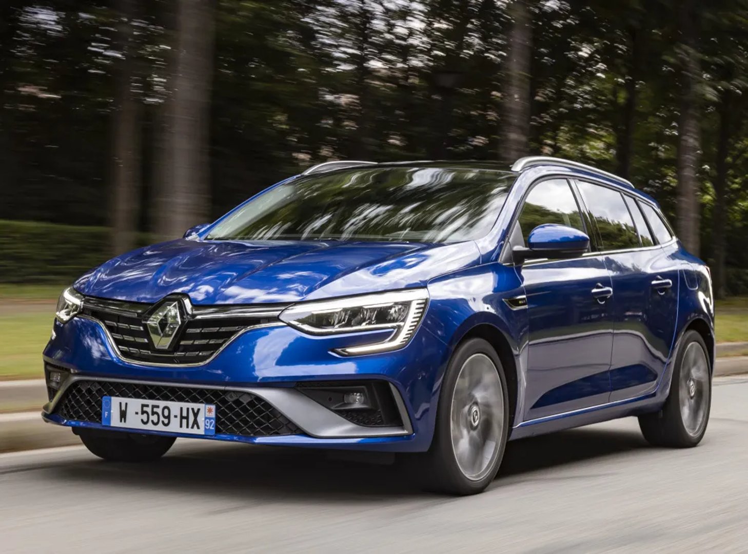 Renault_Megane_4_generation_restyling__Estate_5-door__3.jpg