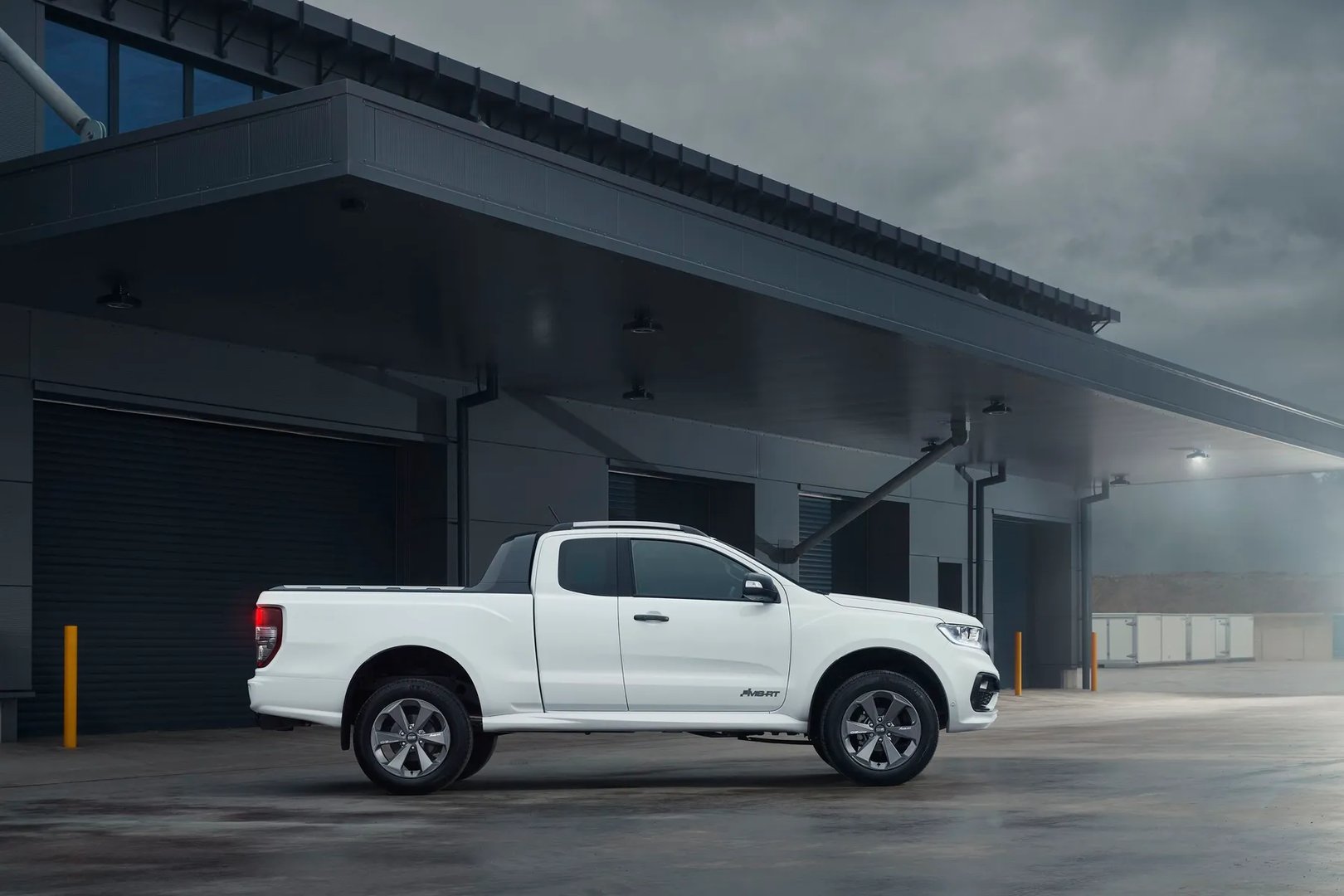 Ford_Ranger_3_generation_restyling_2__Pickup_1.5-cab__6.jpg