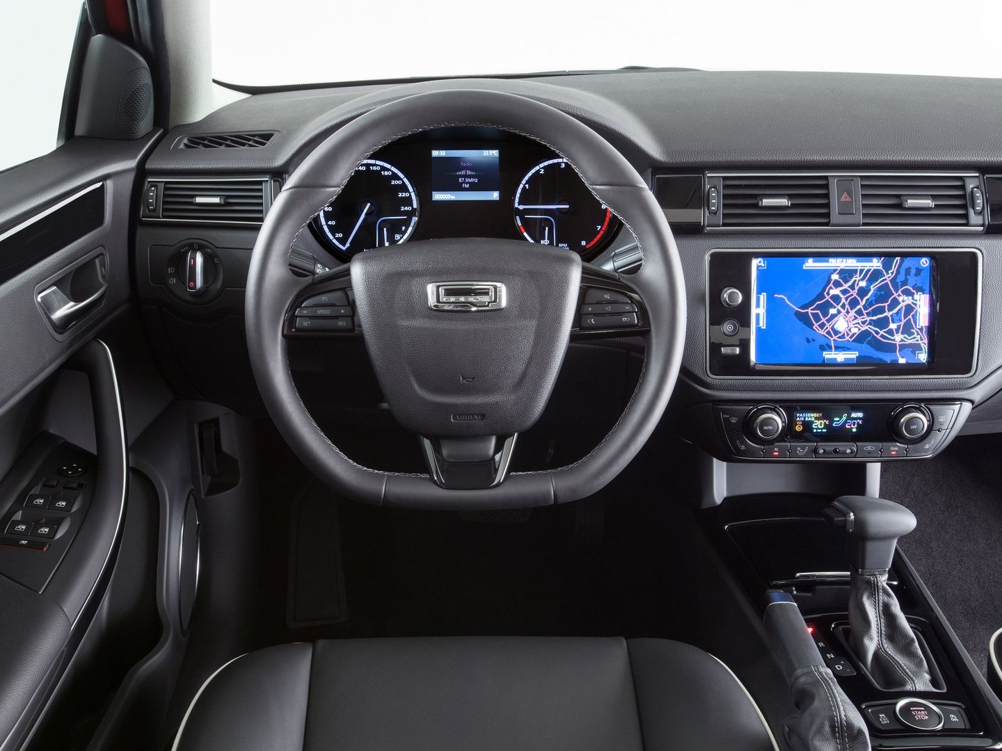 qoros_3_1_generation__Hatchback_5-door__10.jpg