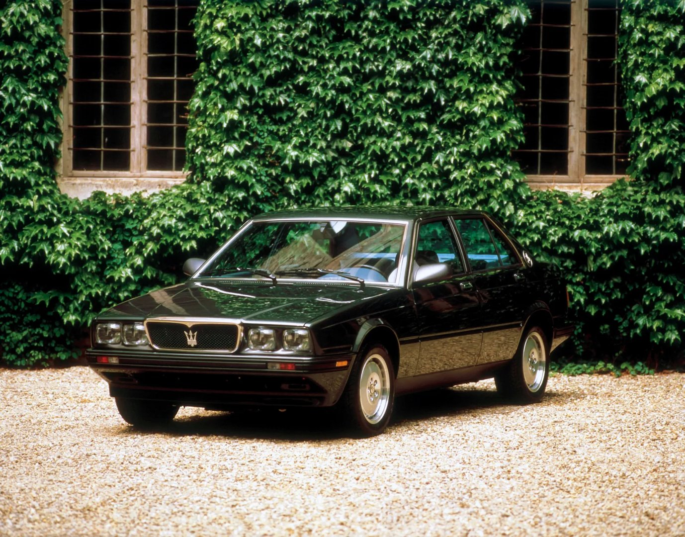 Maserati_Biturbo_1_generation__Sedan__5.jpg