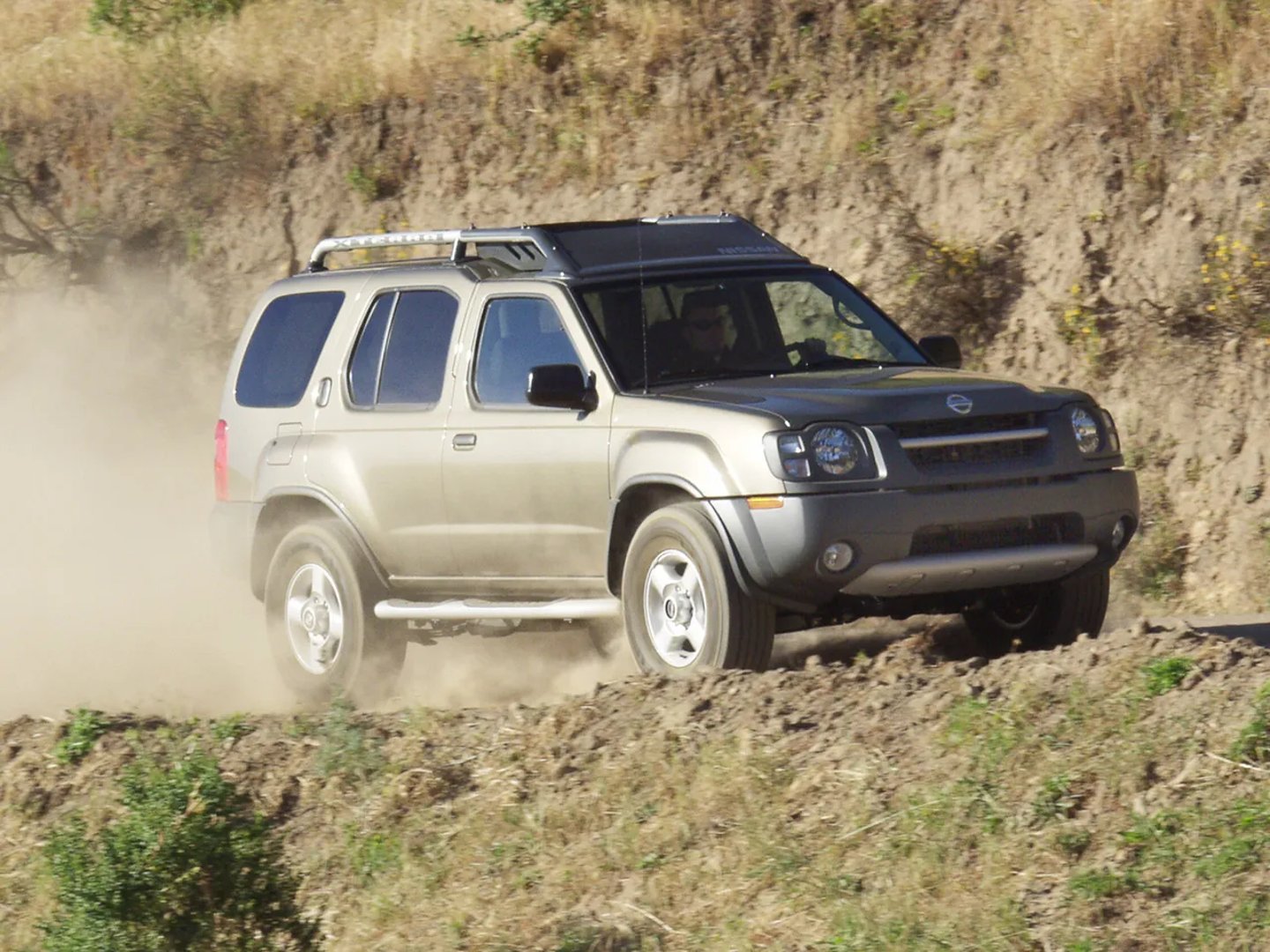 Nissan_Xterra_1_generation_restyling__SUV_5-doors__7.jpg