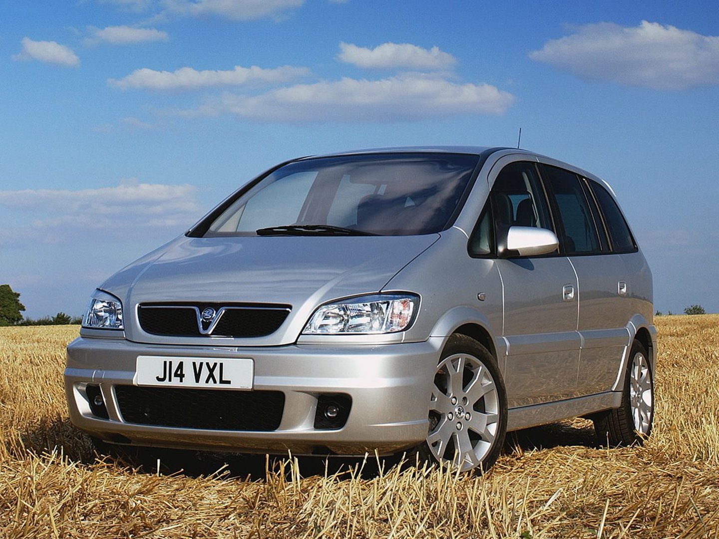 vauxhall_Zafira_1_generation_restyling__Compact_Van__16.jpg