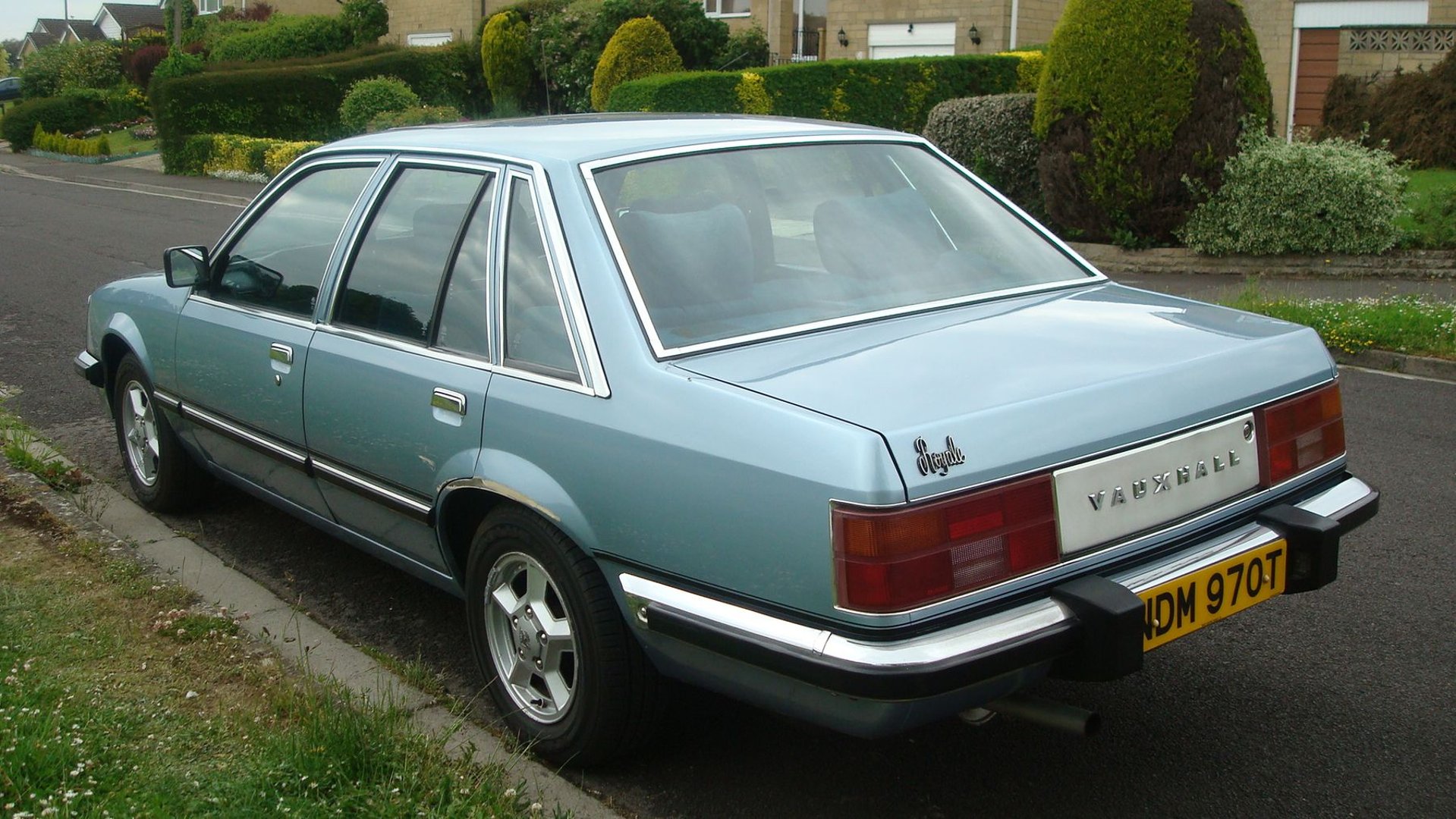 vauxhall_Royale_1_generation__Sedan__2.jpg