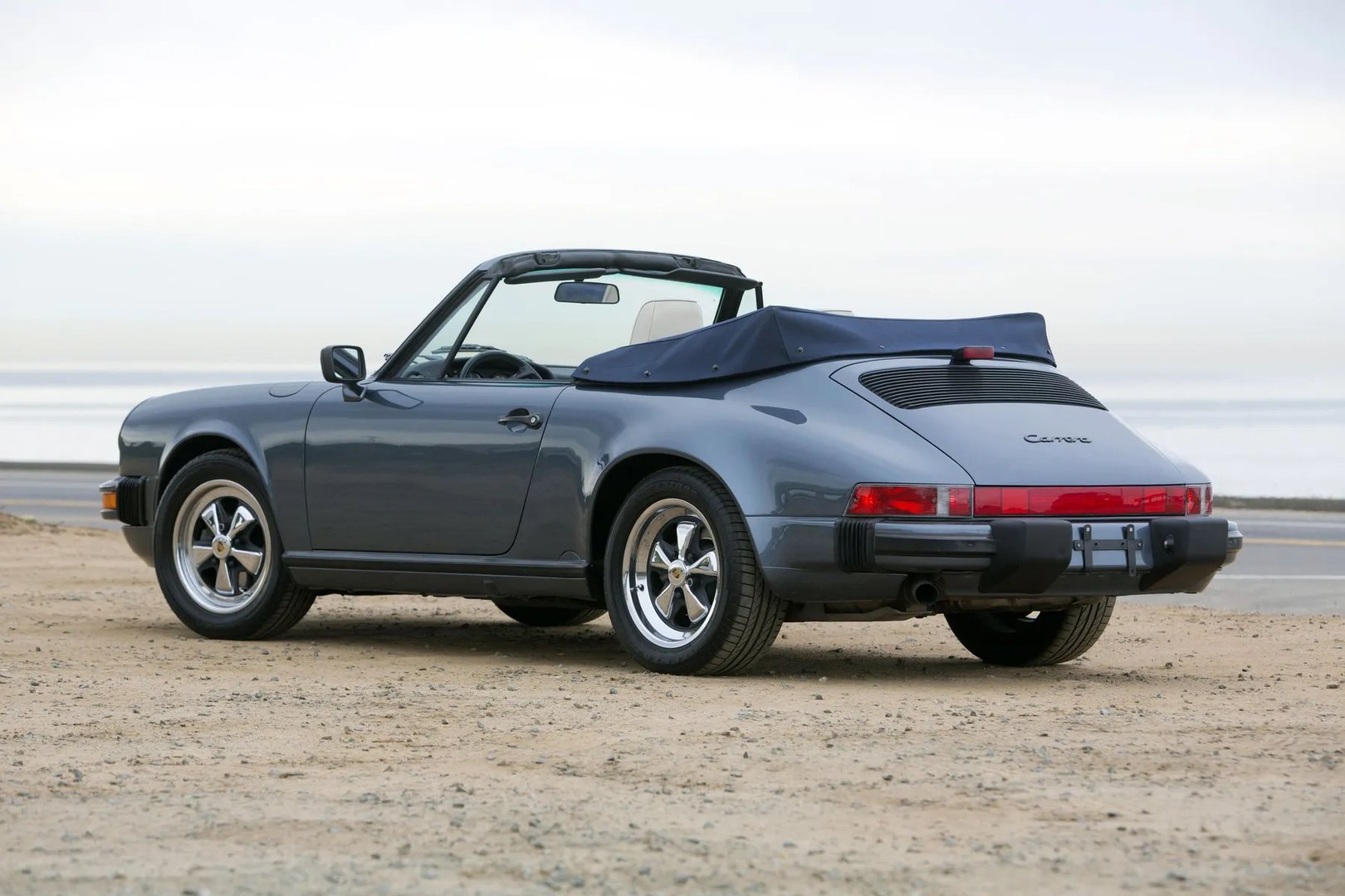 Porsche_911_2_generation__Roadster__5.jpg