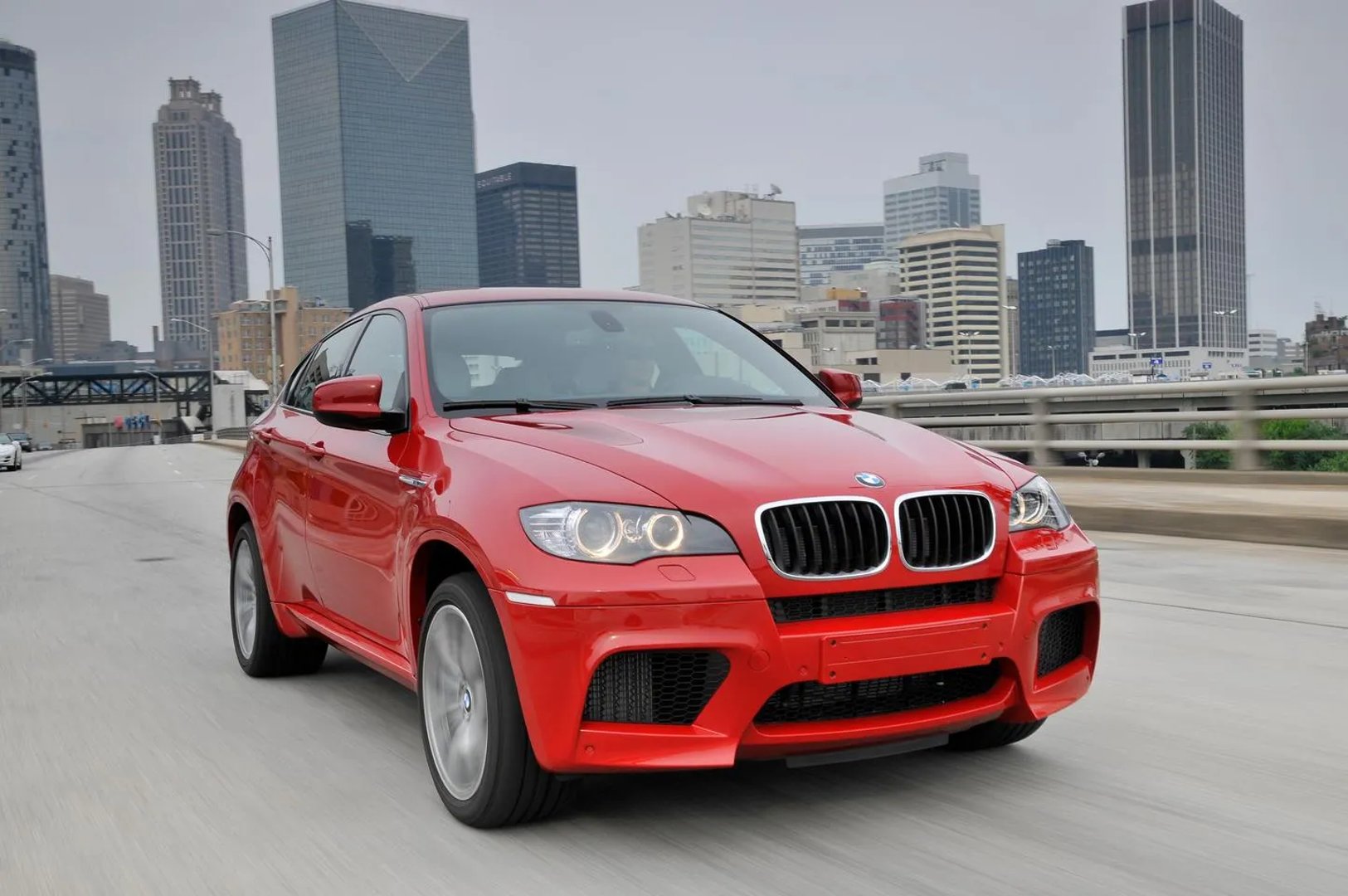 BMW_X6_M_1_generation__SUV_5-doors__1.jpg