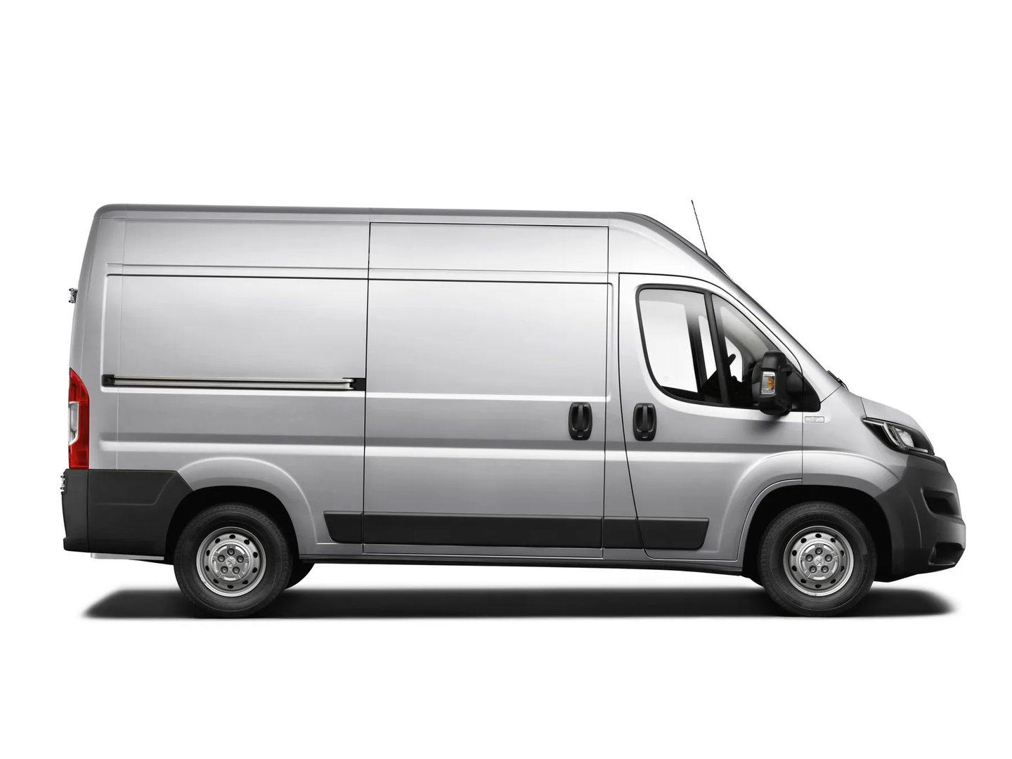 Peugeot_Boxer_2_generation_restyling_1__Van_Short__3.jpg
