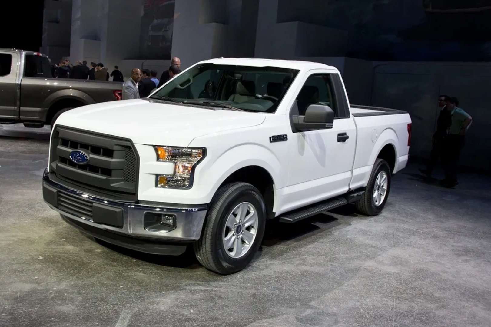Ford_F-150_13_generation__Pickup_single-cab__2.jpg