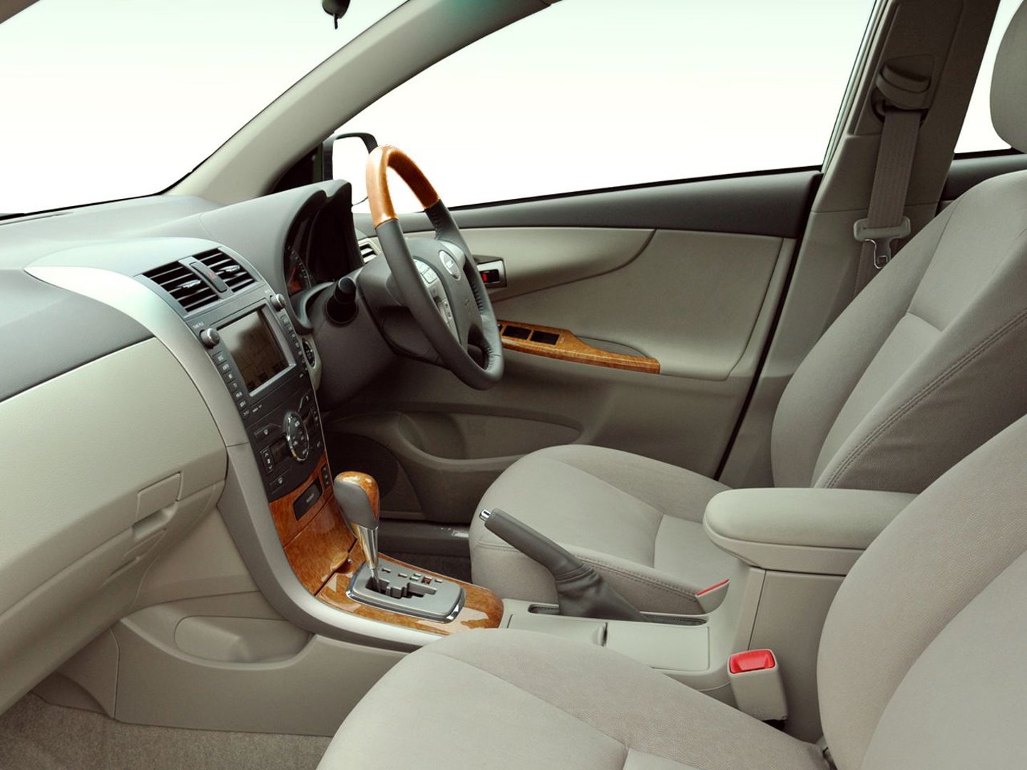 mitsuoka_Nouera_2_generation__Estate_5-door__2.jpg