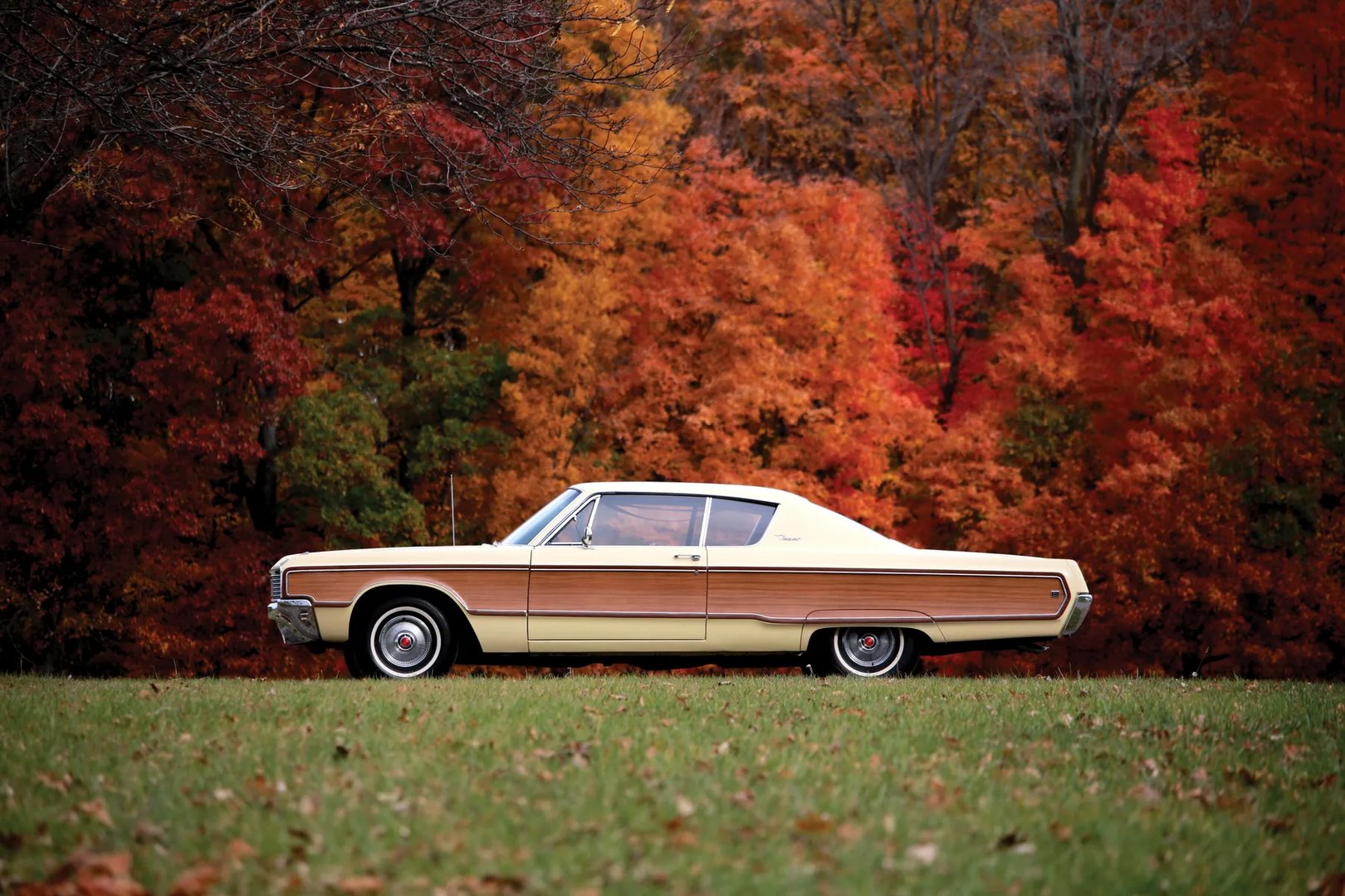 Chrysler_Newport_4_generation__Coupe_Hardtop__2.jpg