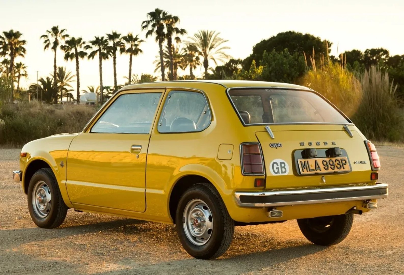 Honda_Civic_2_generation__Mini_3-doors__6.jpg