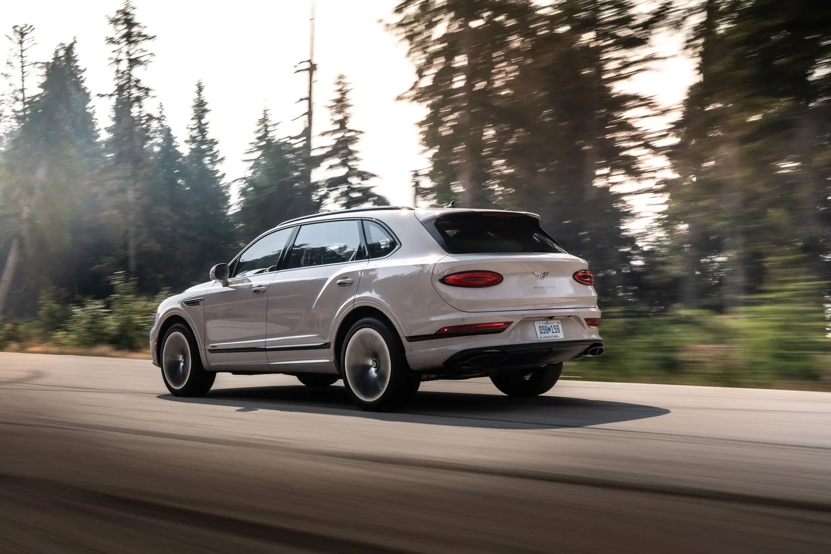 Bentley_Bentayga_1_generation_restyling__SUV_Long__9.jpg