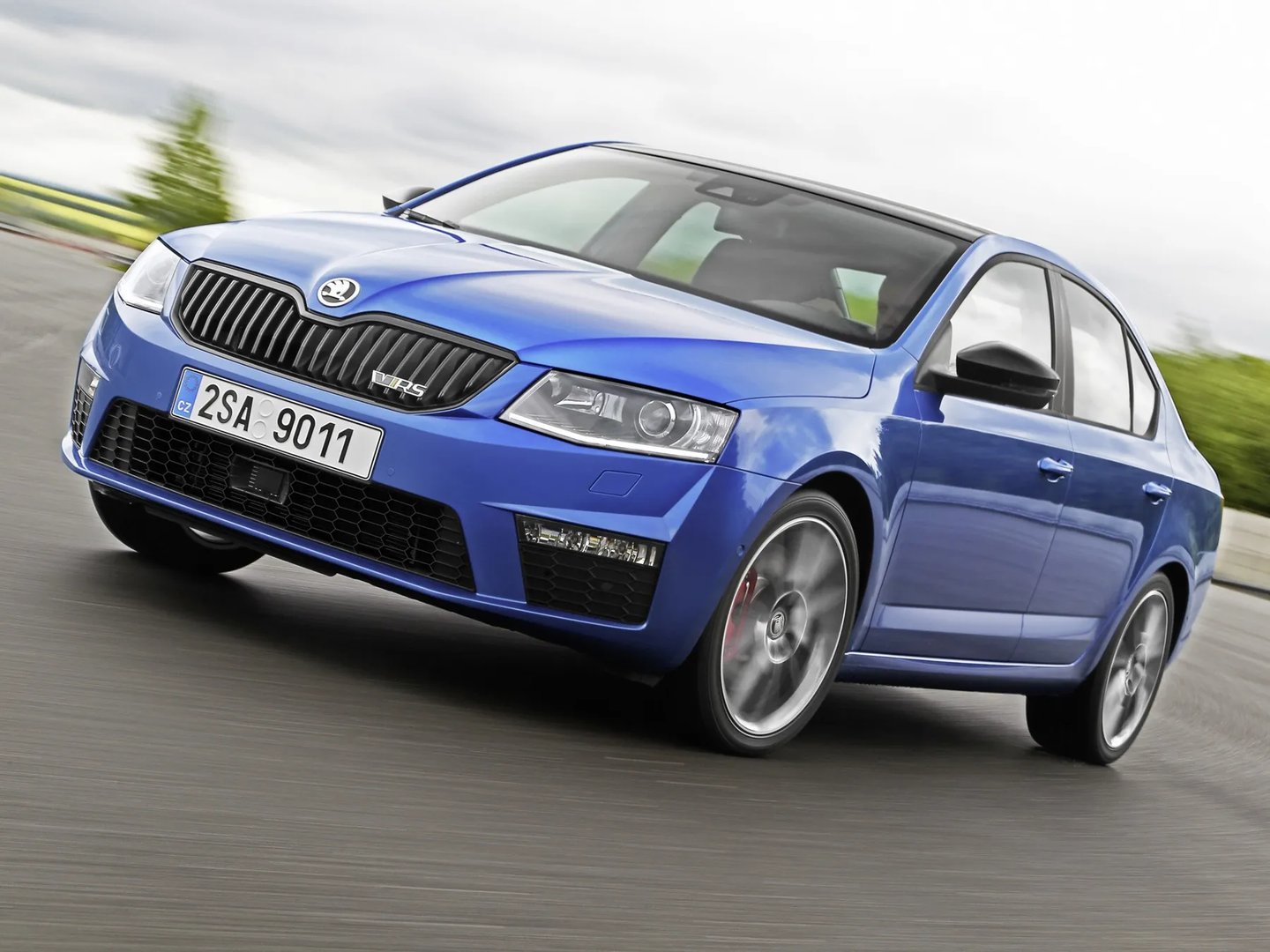 Skoda_Octavia_RS_3_generation__Liftback__4.jpg