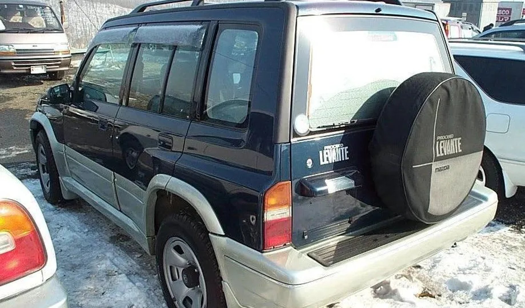 Mazda_Proceed_Levante_1_generation__SUV_5-doors__3.jpg