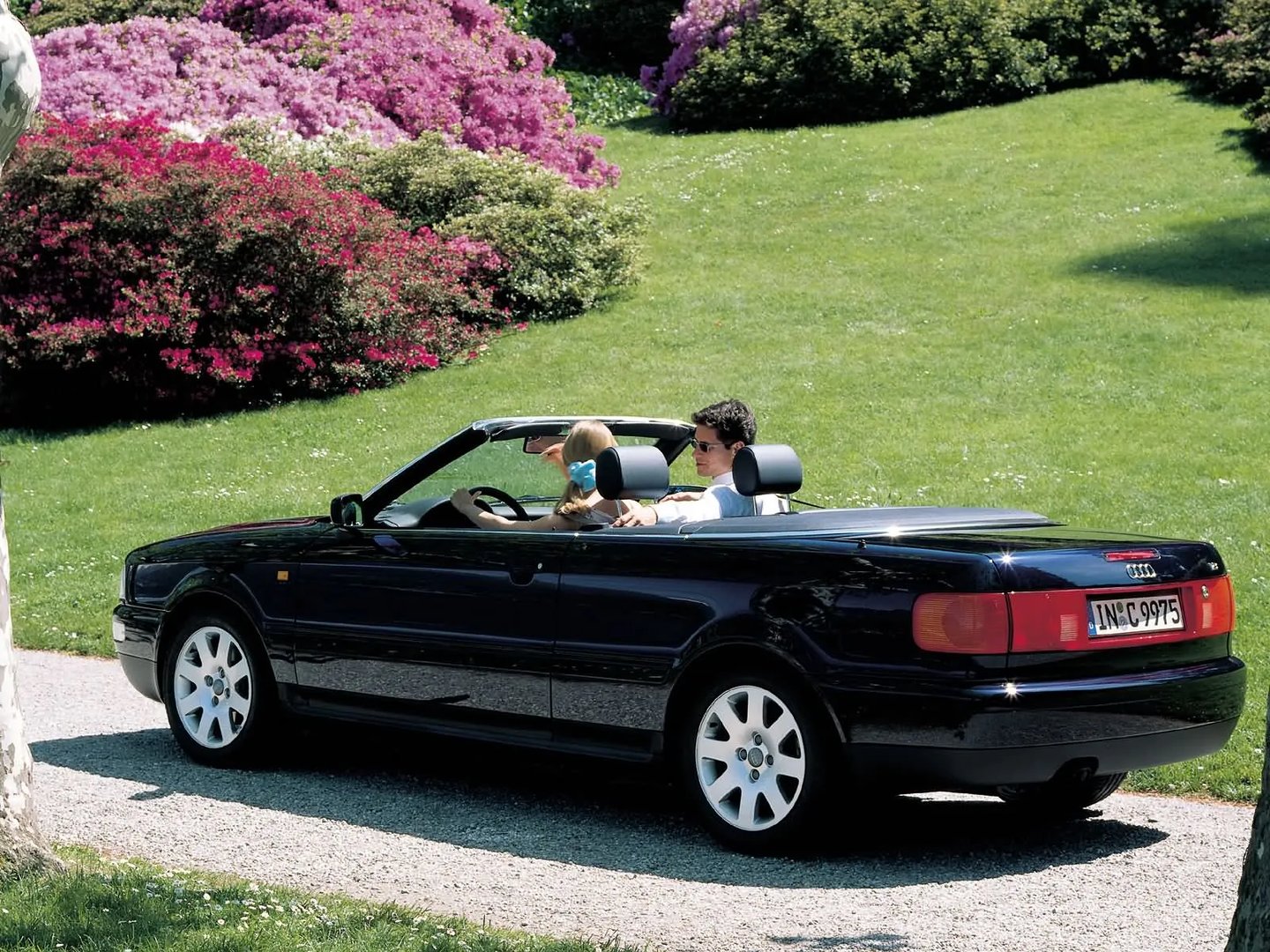 Audi_Cabriolet_1_generation__Cabrio__8.jpg