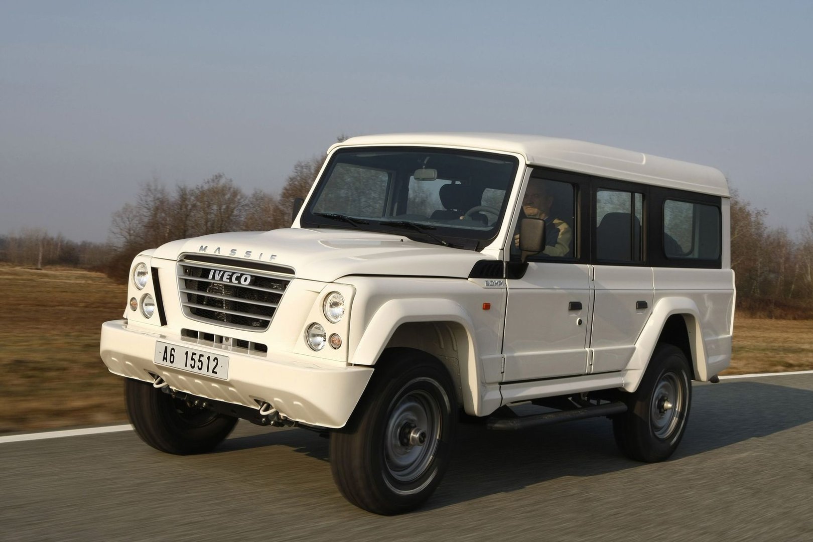 iveco_Massif_1_generation__SUV_5-doors__21.jpg