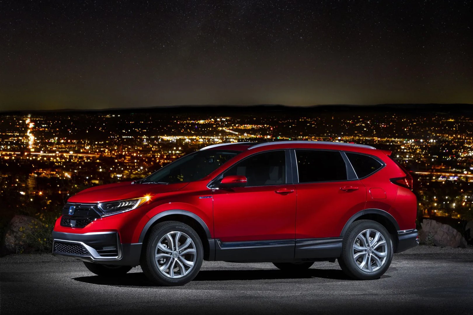 Honda_CR-V_5_generation_restyling__SUV_5-doors__8.jpg