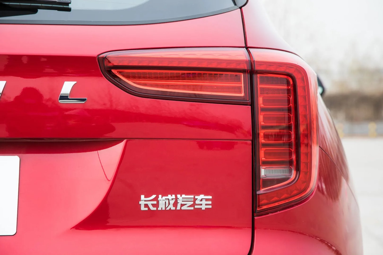 Haval_Jolion_1_generation__SUV_5-doors__13.jpg