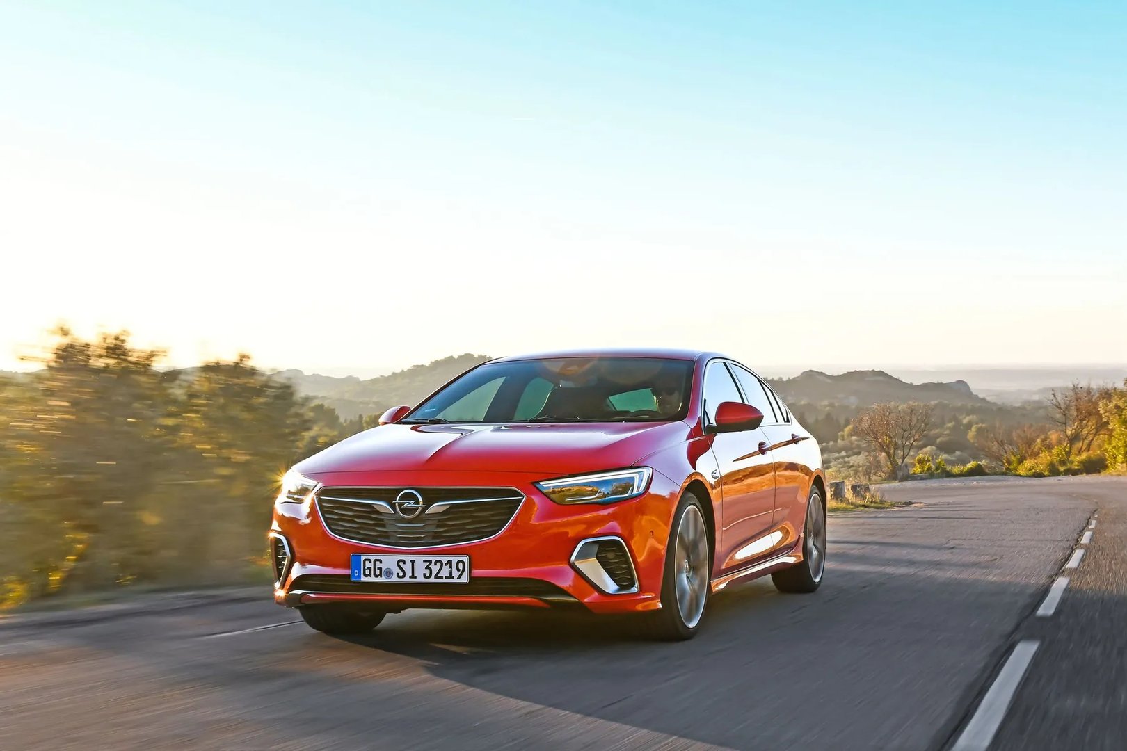 Opel_Insignia_2_generation__Liftback__7.jpg