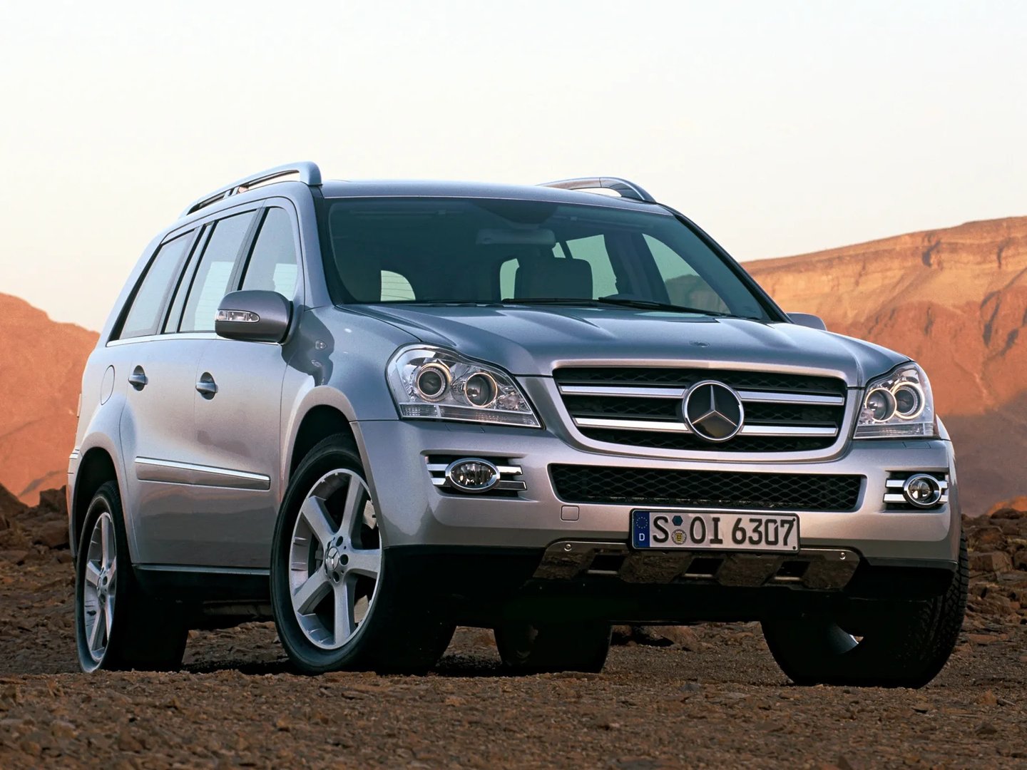 X164  SUV 5-doors