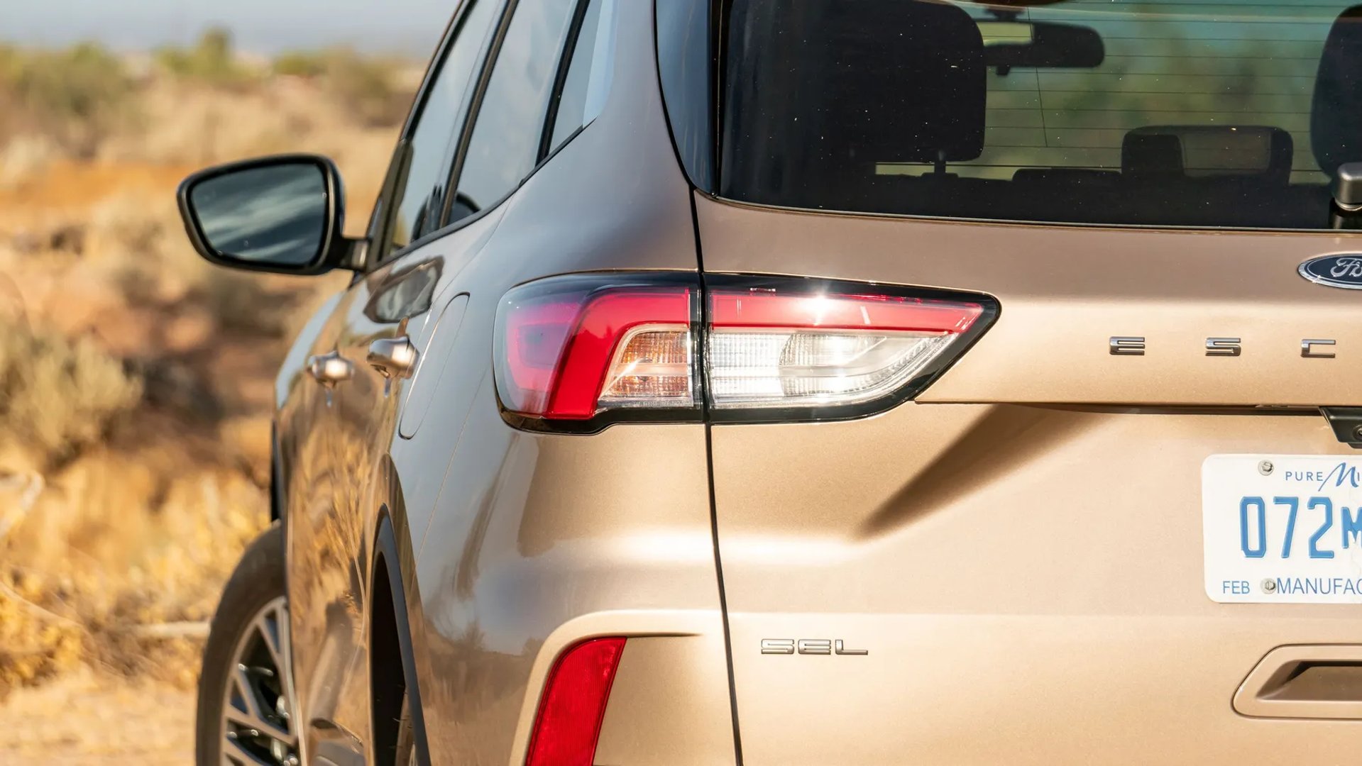 Ford_Escape_4_generation__SUV_5-doors__10.jpg