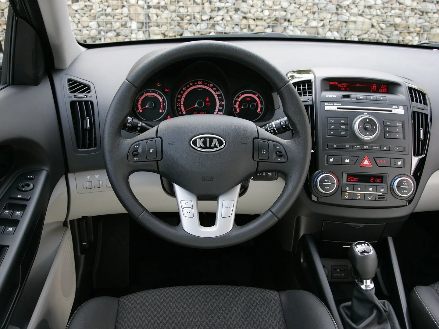 Kia_Ceed_1_generation_restyling__Estate_5-door__13.jpg