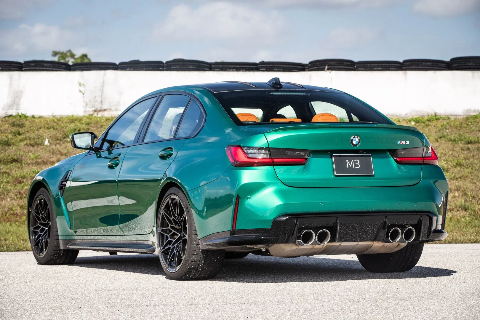 BMW_M3_6_generation__Sedan__2.jpg