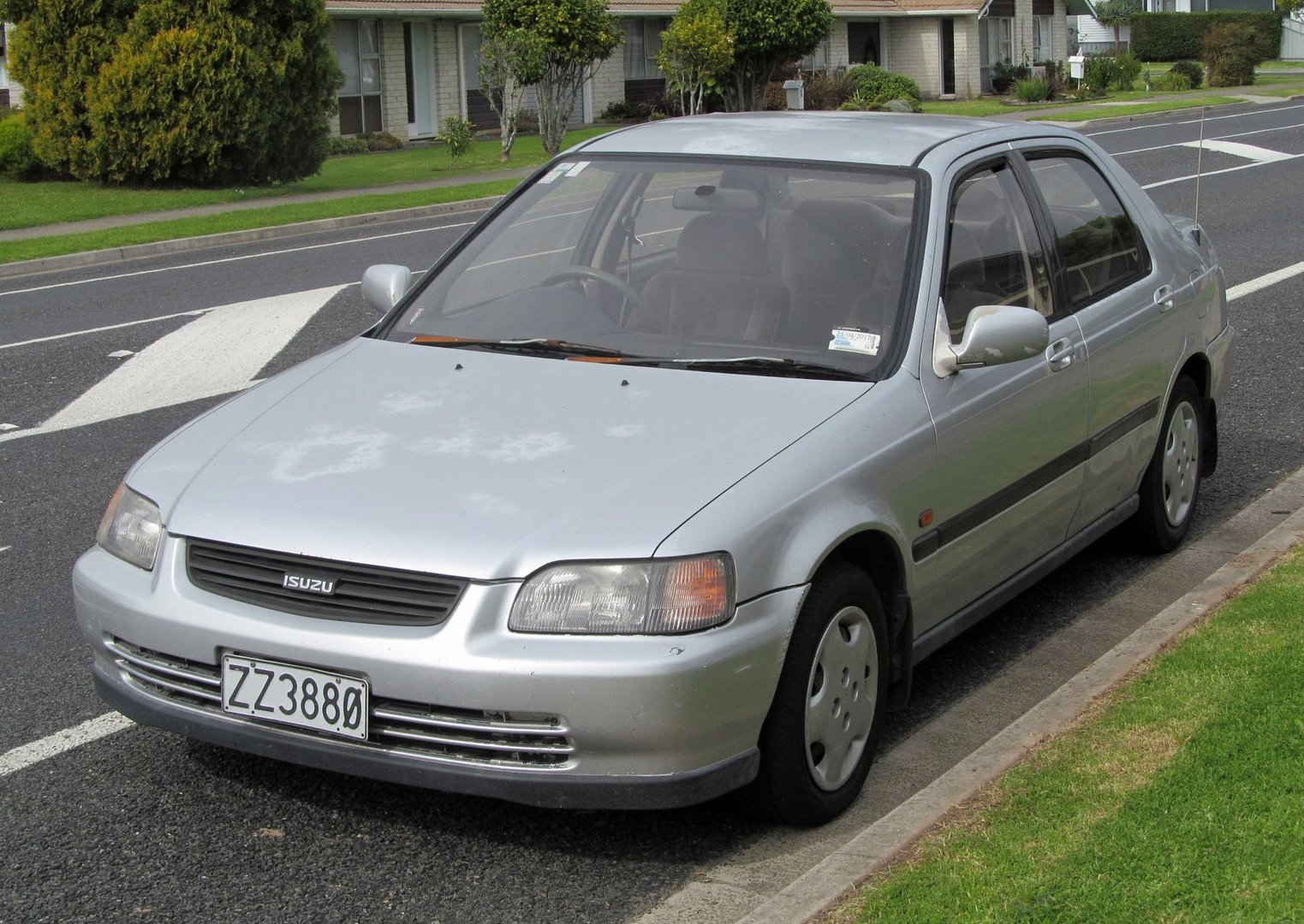 Isuzu Gemini 4 generation
