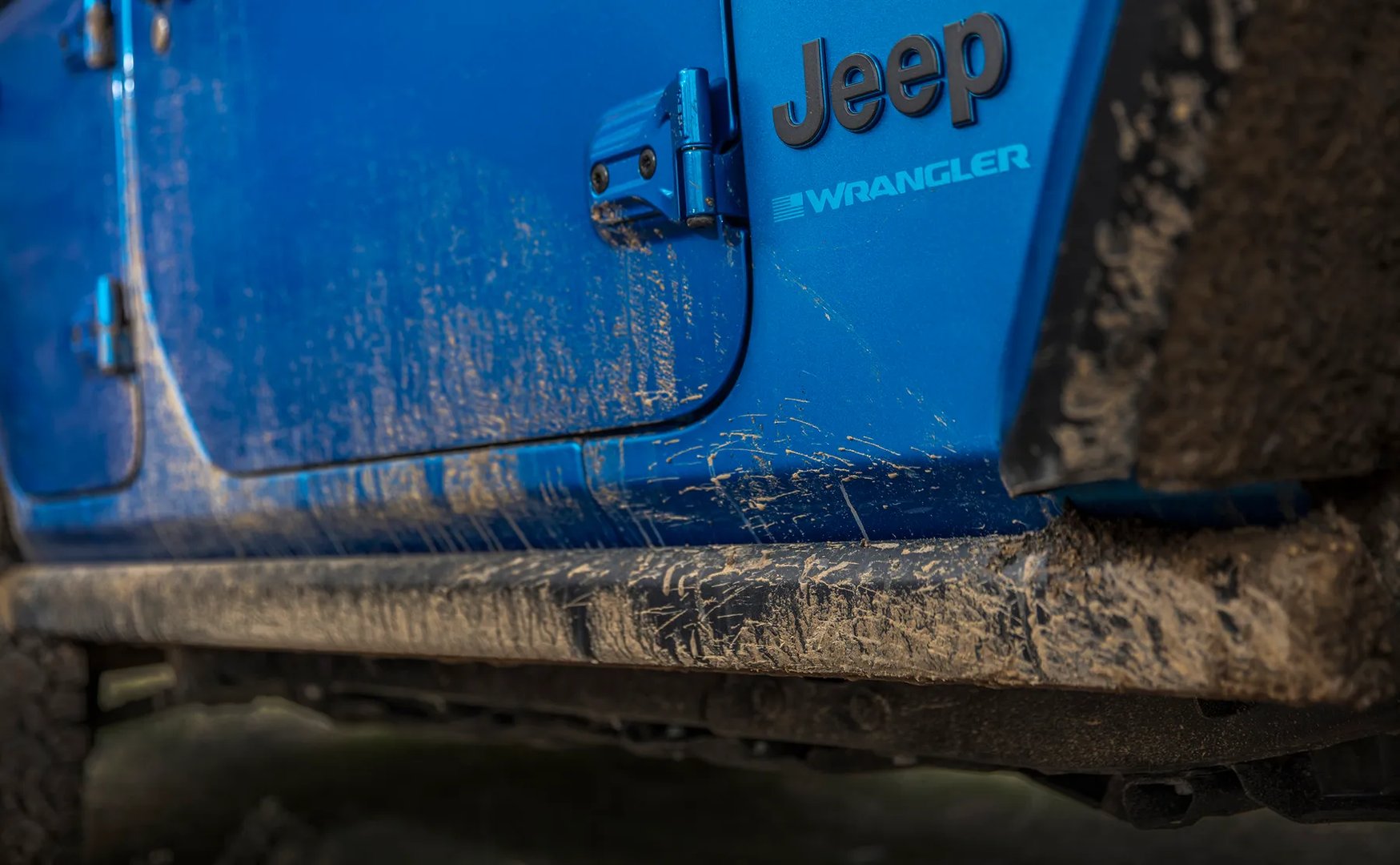 Jeep_Wrangler_4_generation_restyling_1__SUV_5-doors__12.jpg