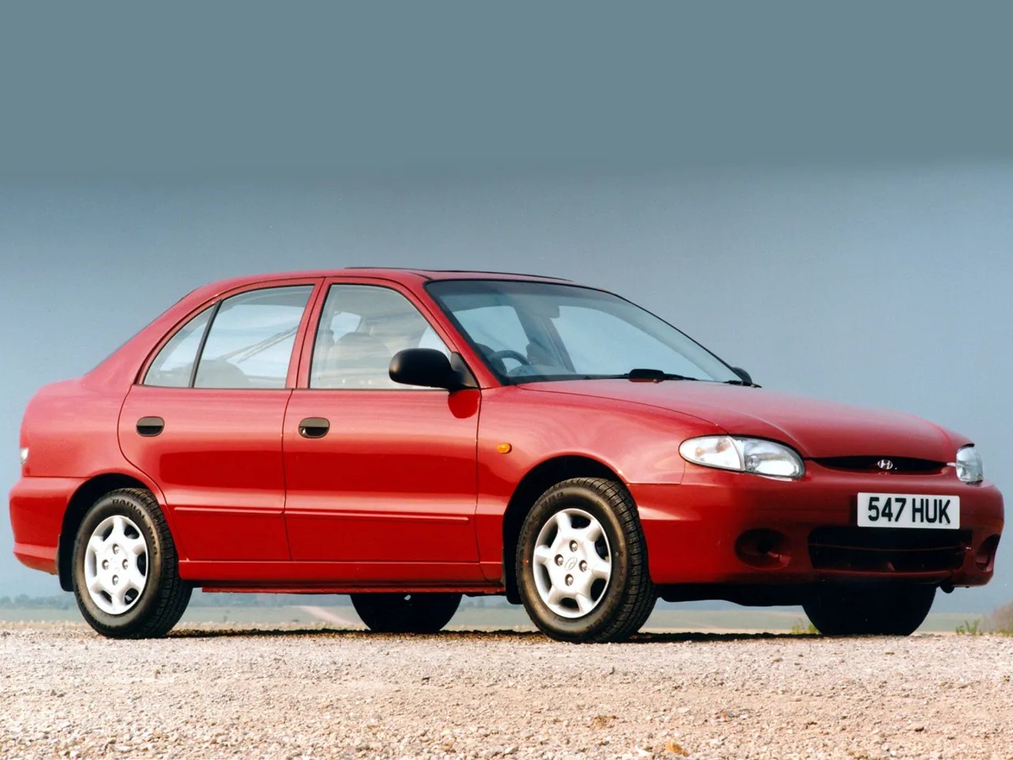 Hyundai_Verna_1_generation__Hatchback_5-door__1.jpg