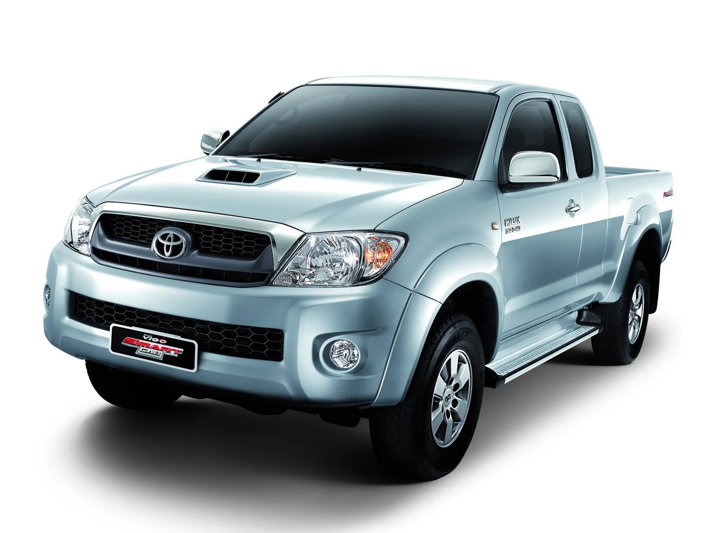 Toyota_Hilux_7_generation_restyling__Pickup_1.5-cab__3.jpg