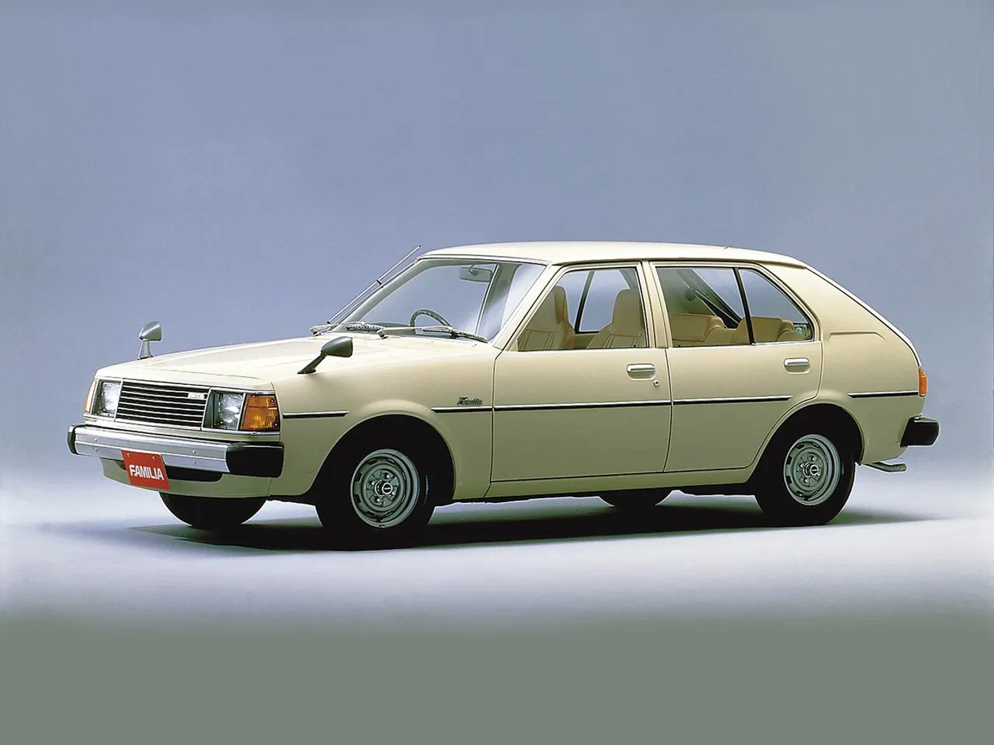 Mazda_Familia_4_generation__Mini_5-doors__2.jpg