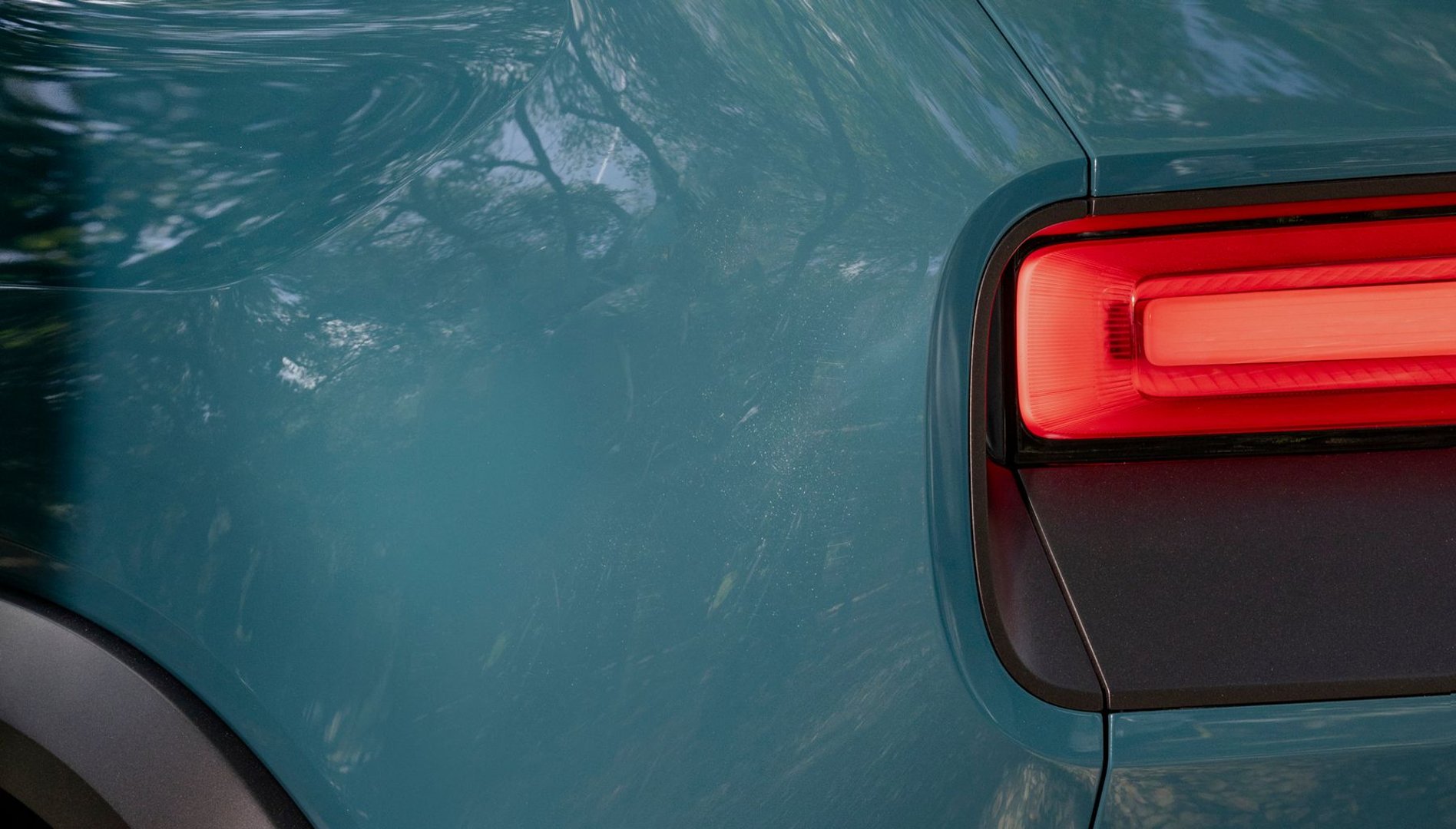rivian_R3X_1_generation__SUV_5-doors__4.jpg