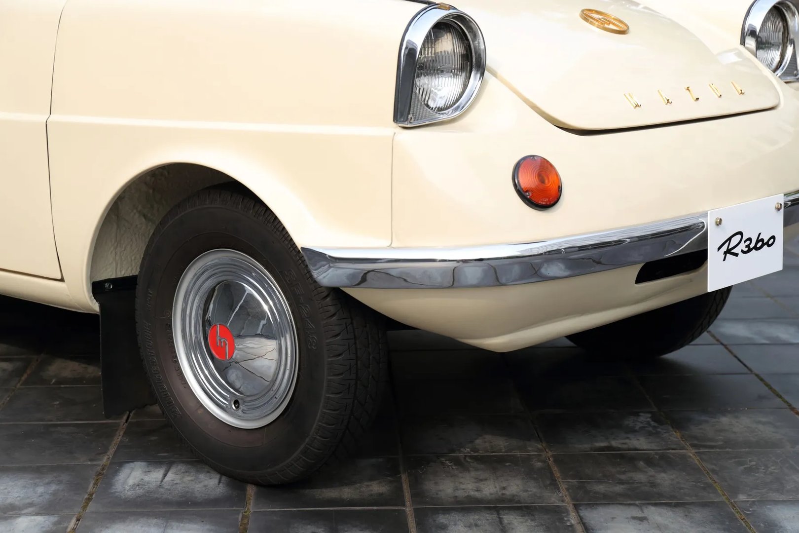 Mazda_R360_1_generation__Coupe__11.jpg