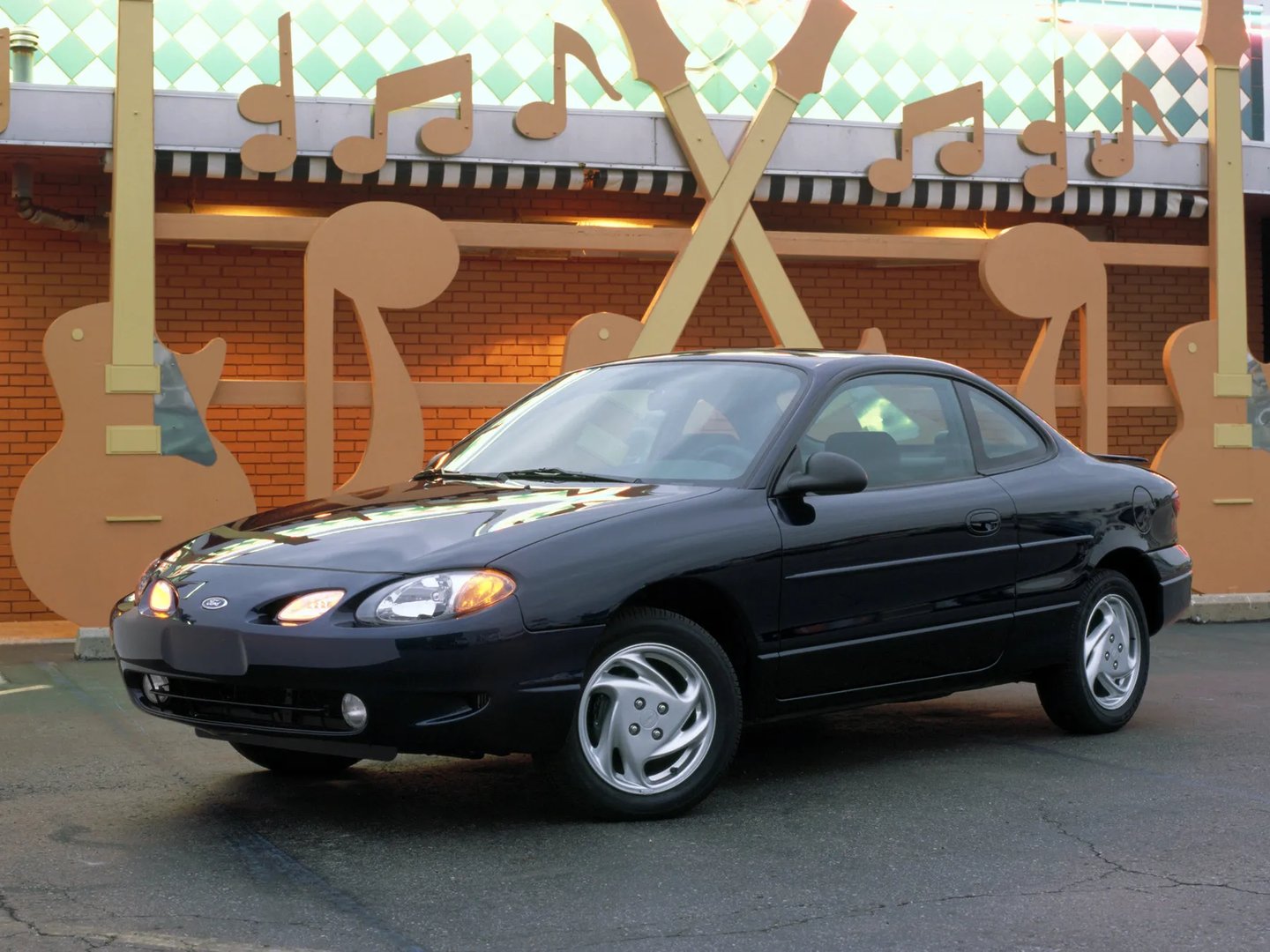 Ford_Escort_(North_America)_3_generation__Coupe__11.jpg