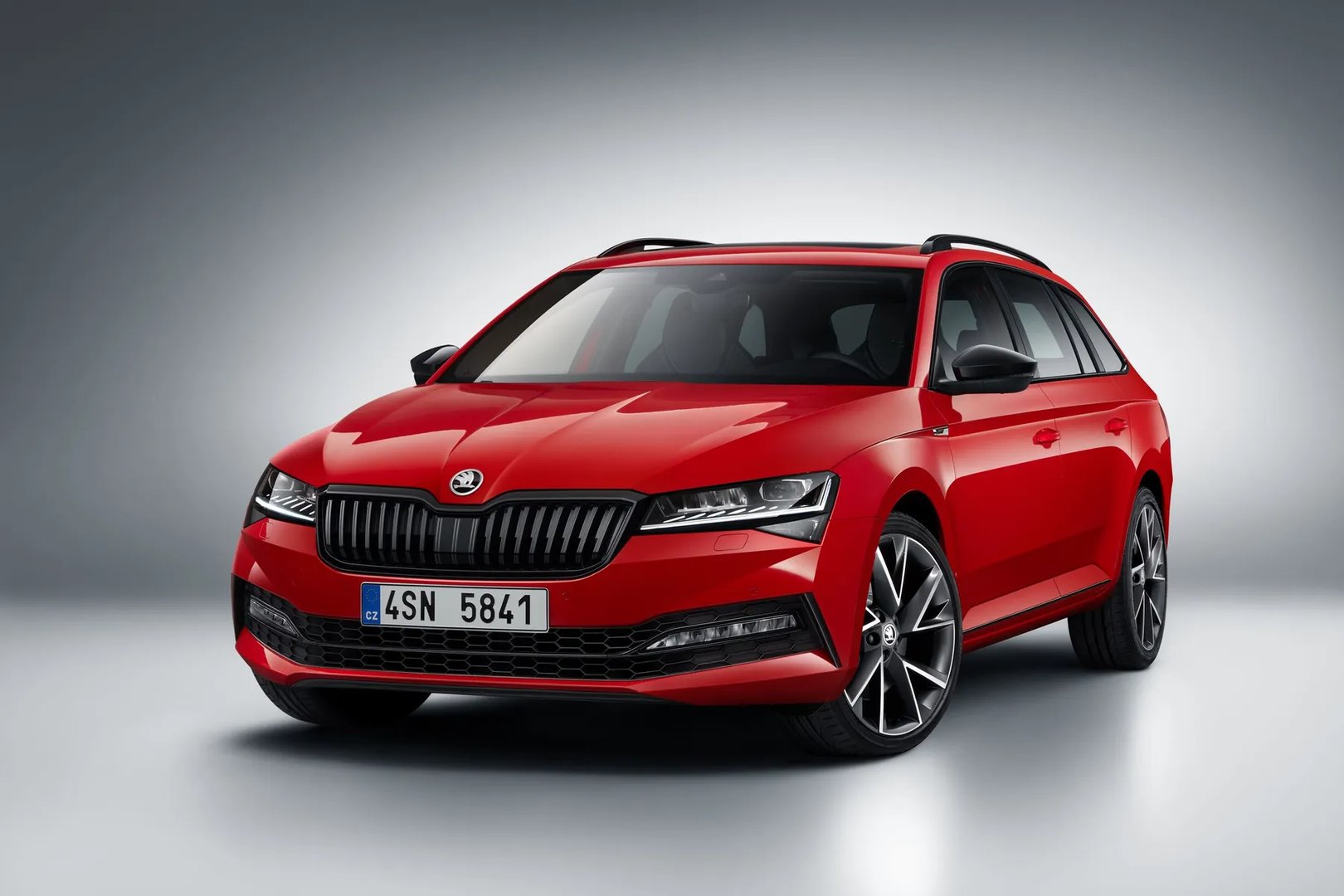 3 generation, restyling 