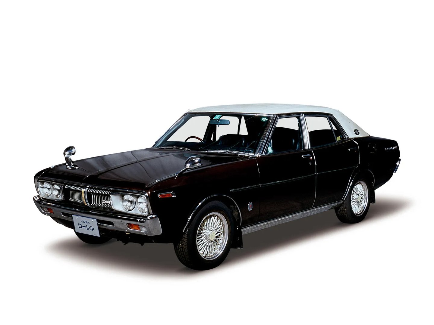 Nissan_Laurel_2_generation__Sedan__4.jpg