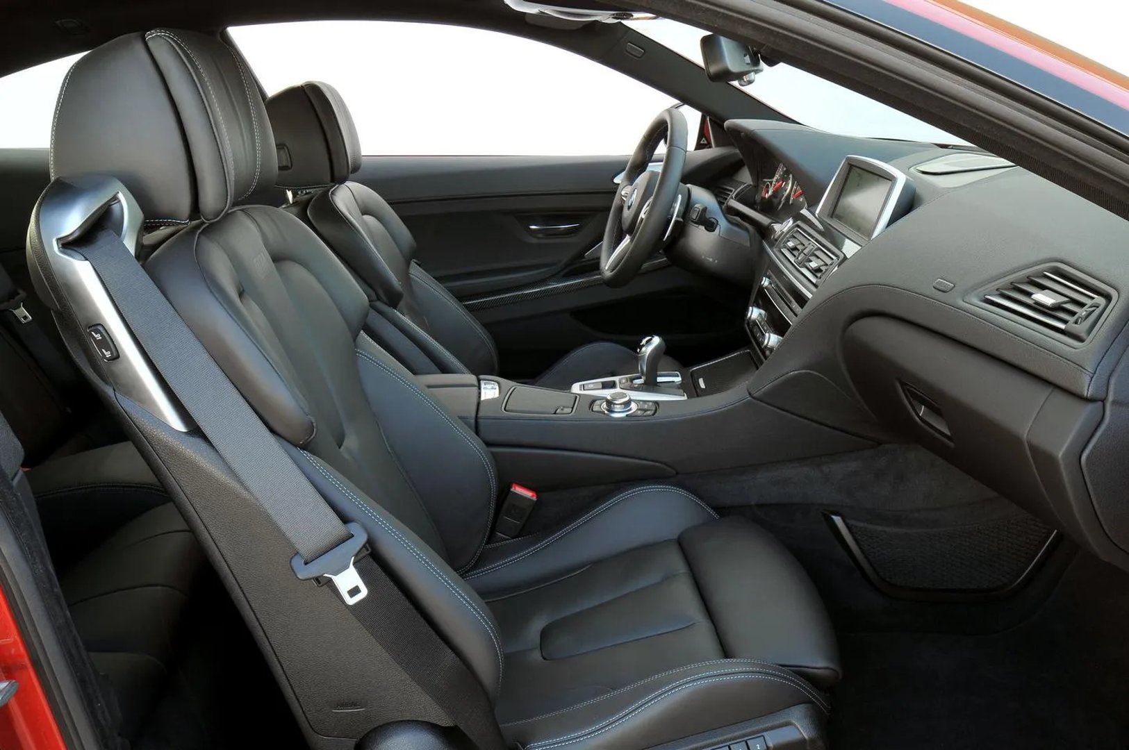 BMW_M6_3_generation__Coupe__8.jpg