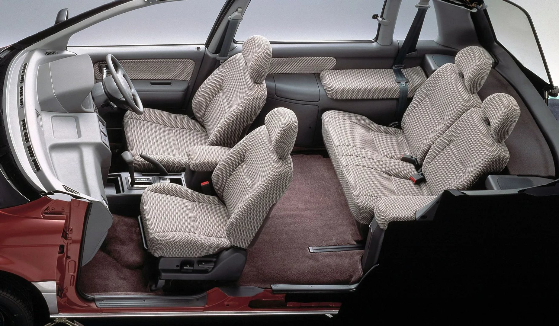 Mitsubishi_RVR_1_generation__Compact_Van__5.jpg