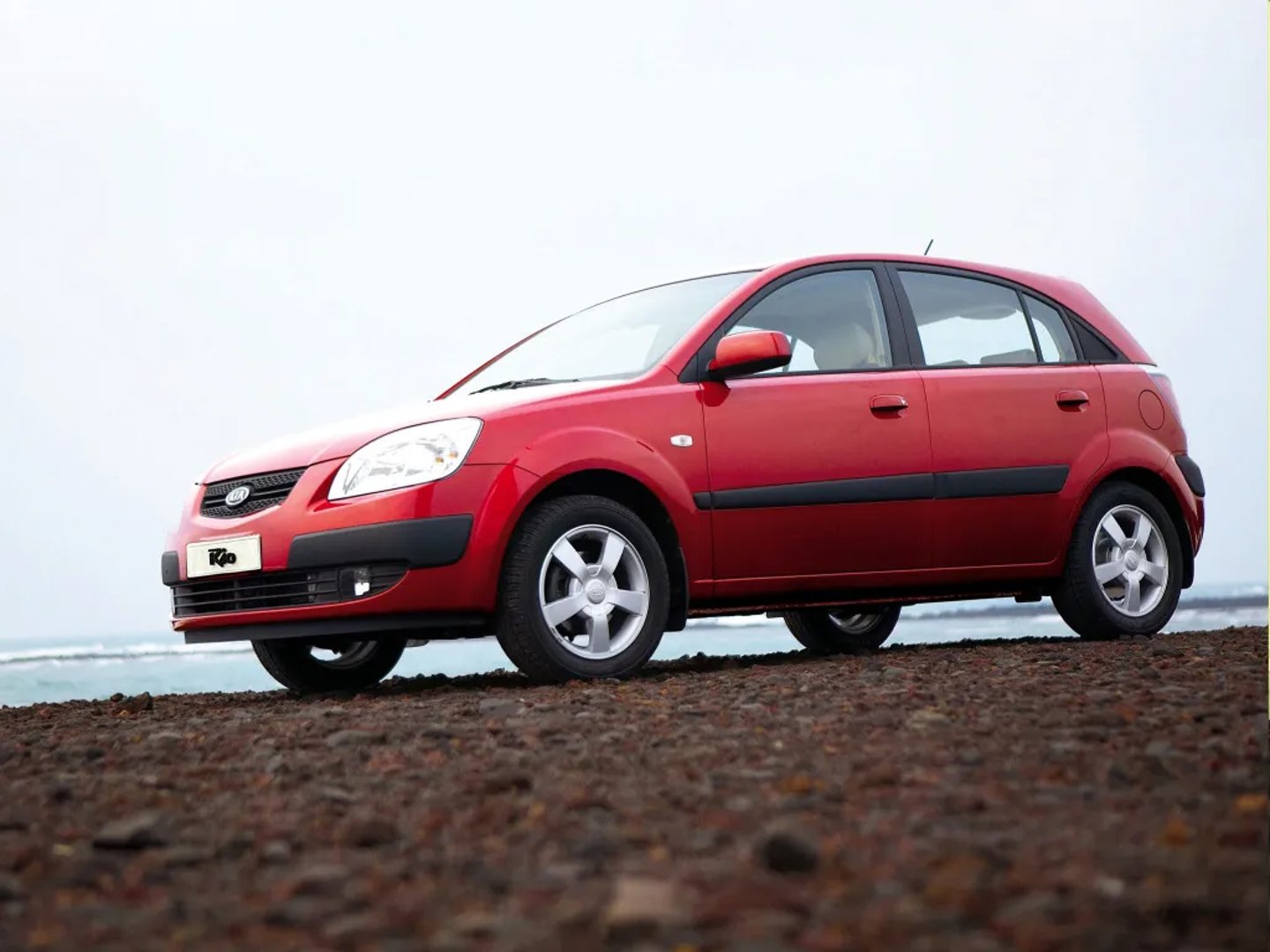 Kia_Rio_2_generation__Mini_5-doors__11.jpg