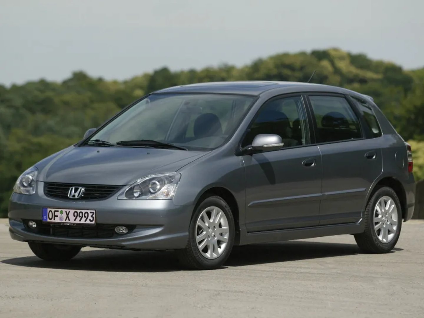 Honda_Civic_7_generation_restyling__Hatchback_5-door__2.jpg