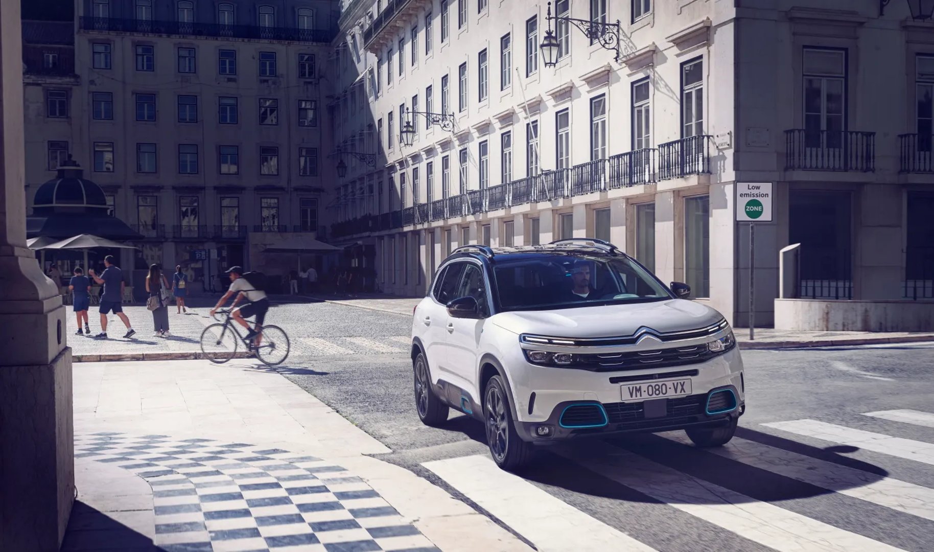 Citroen_C5_Aircross_1_generation__SUV_5-doors__1.jpg
