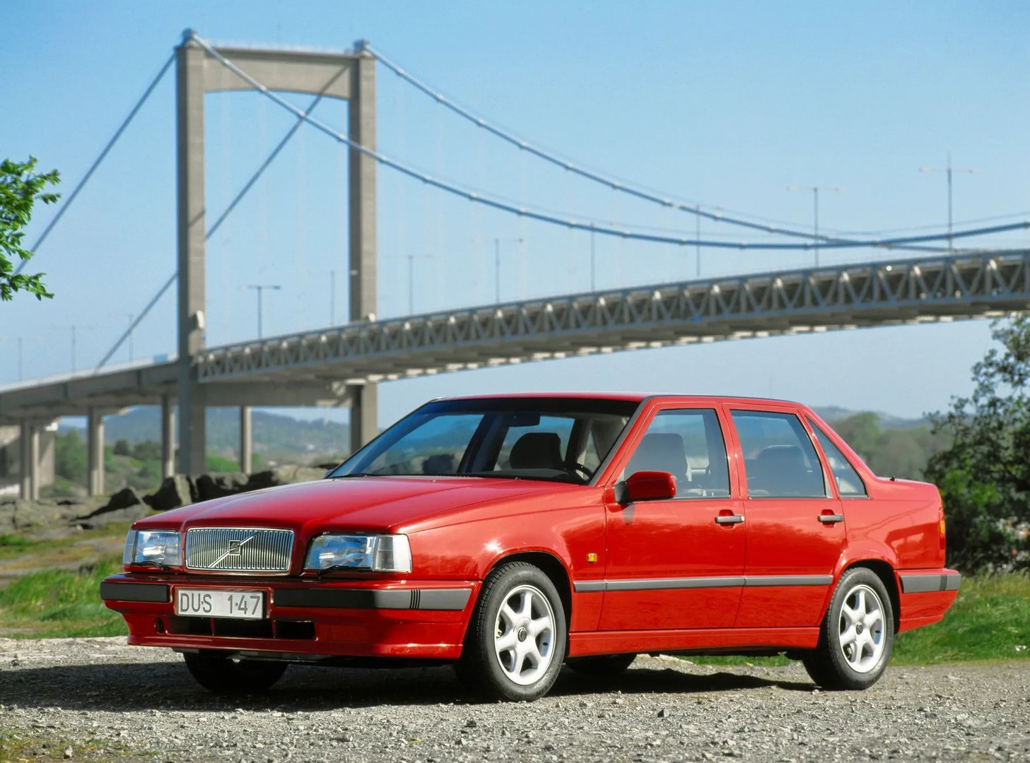 Volvo_850_1_generation__Sedan__3.jpg