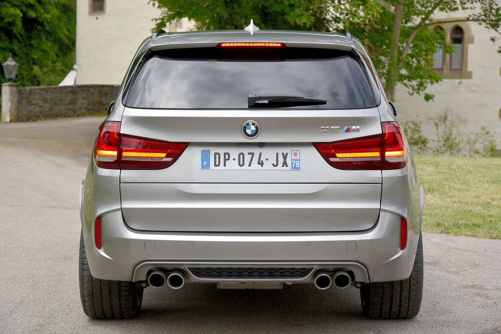 BMW_X5_M_2_generation__SUV_5-doors__5.jpg